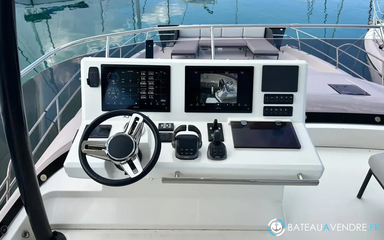 slider 9 Prestige Yachts M48