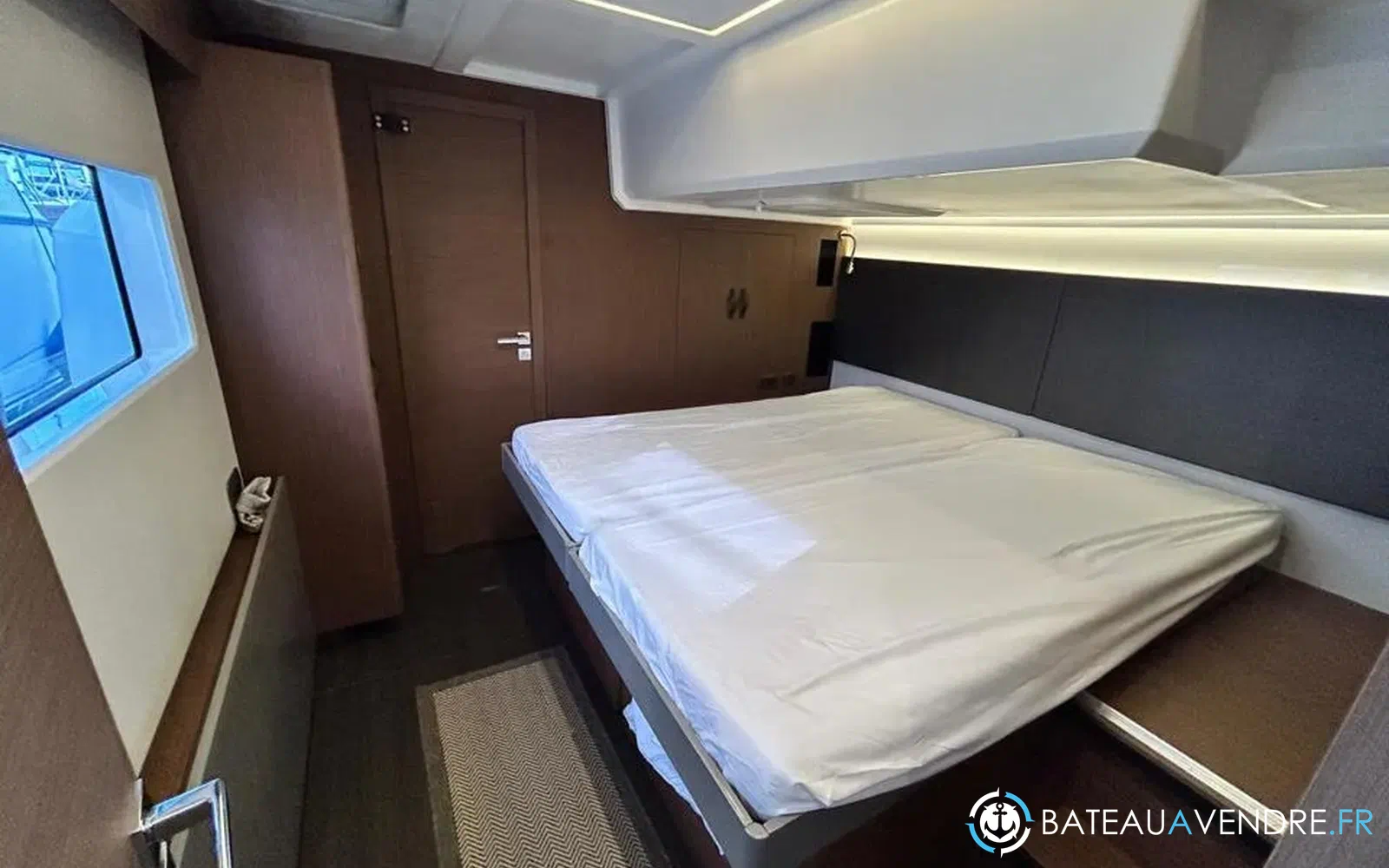 slider 30 Prestige Yachts M48