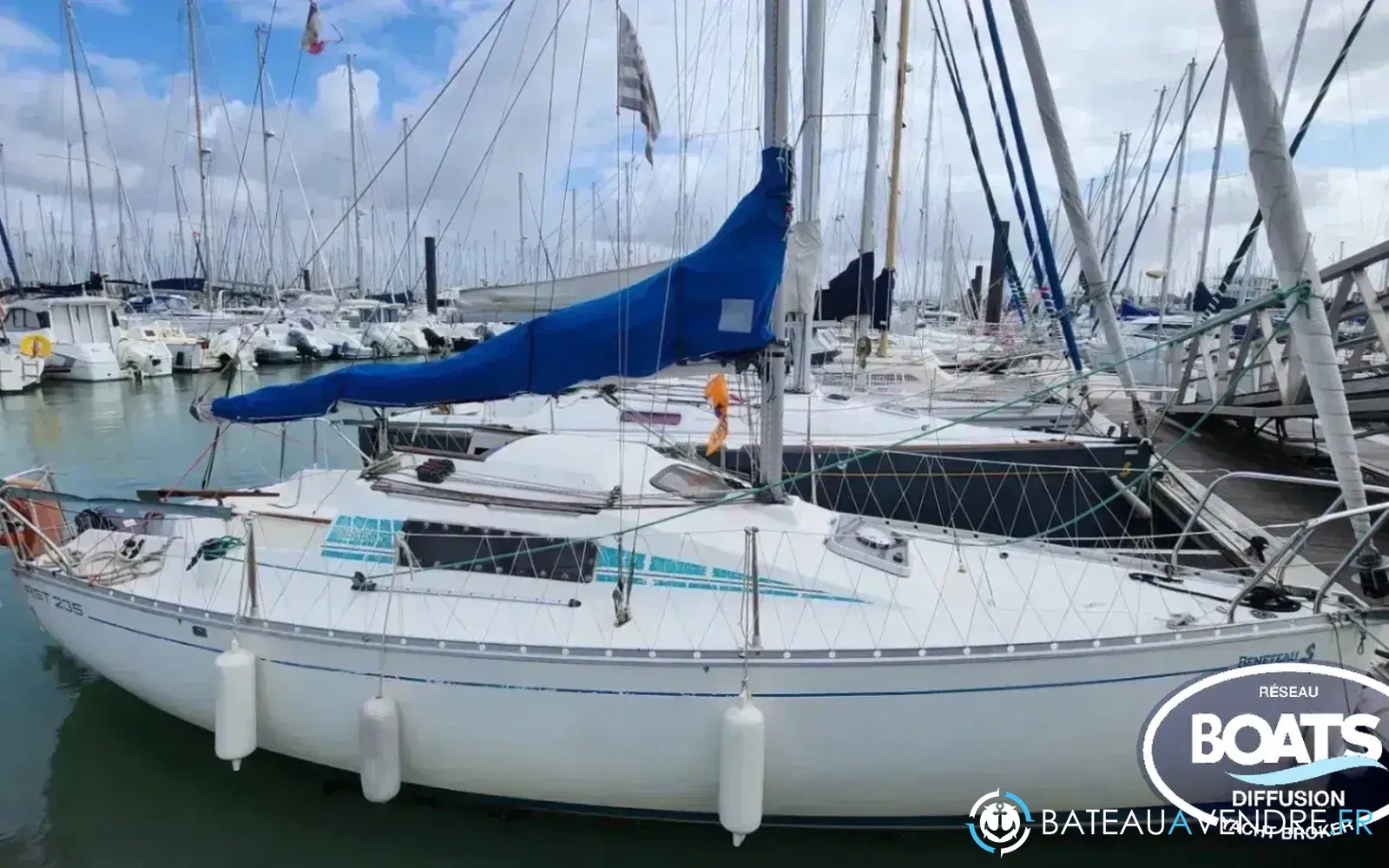 slider 0 Beneteau First 235
