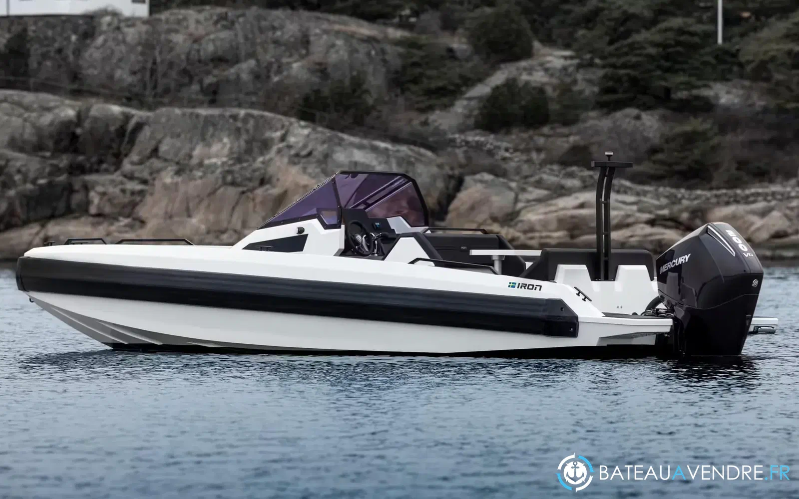 slider 0 Iron Boats 707