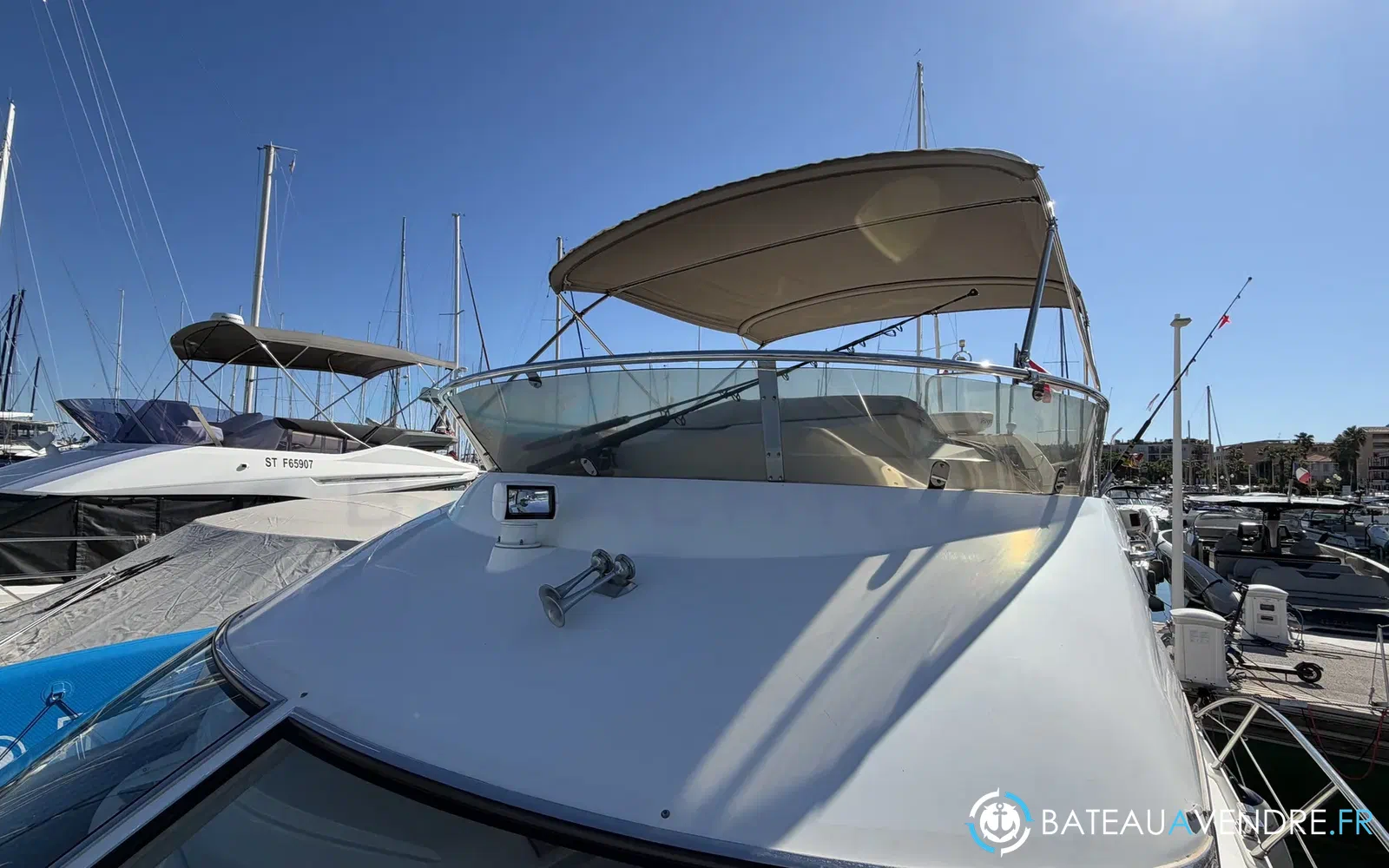 slider 22 Sealine F 42/5