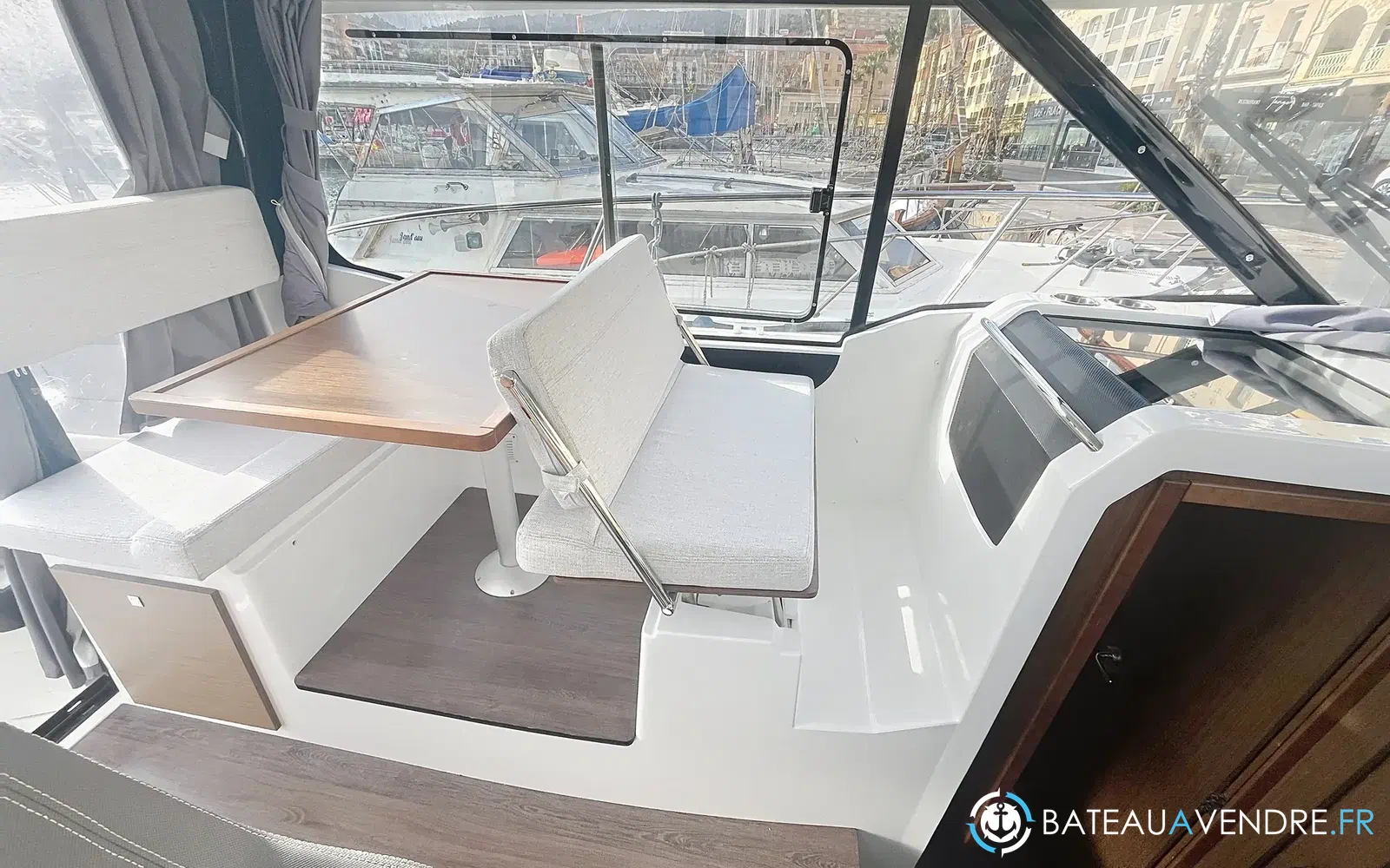 slider 18 Jeanneau Merry Fisher 895