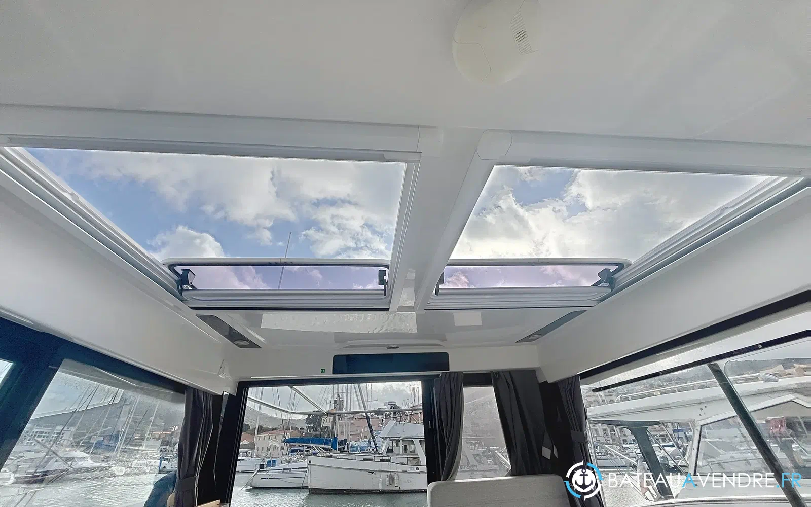 slider 26 Jeanneau Merry Fisher 895