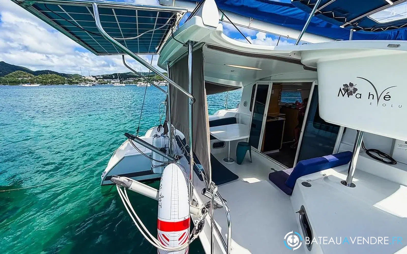 slider 11 Fountaine Pajot Mahe 36
