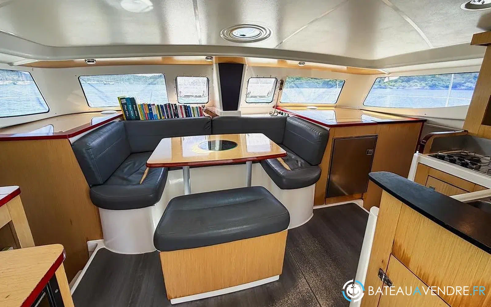slider 15 Fountaine Pajot Mahe 36