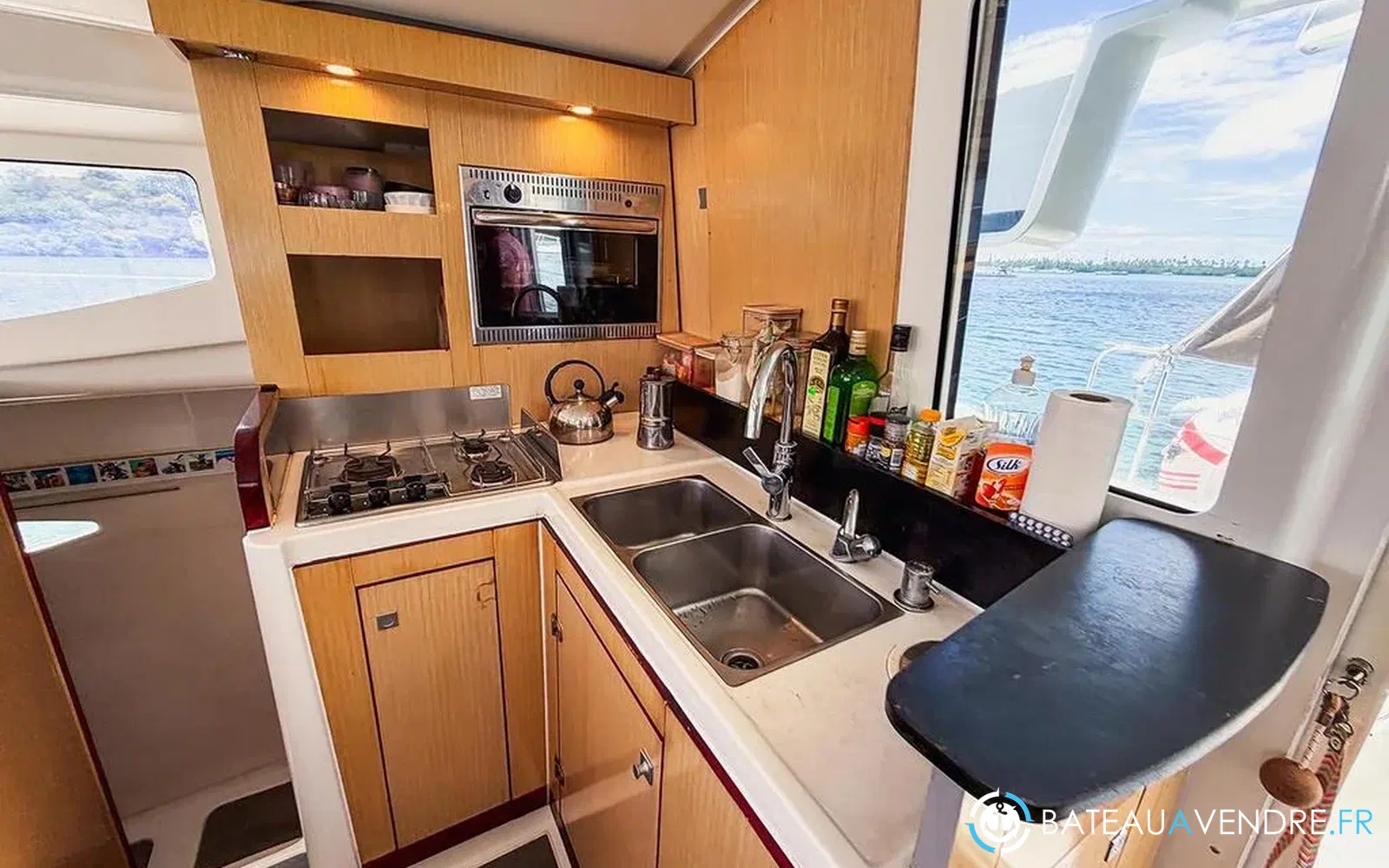 slider 18 Fountaine Pajot Mahe 36