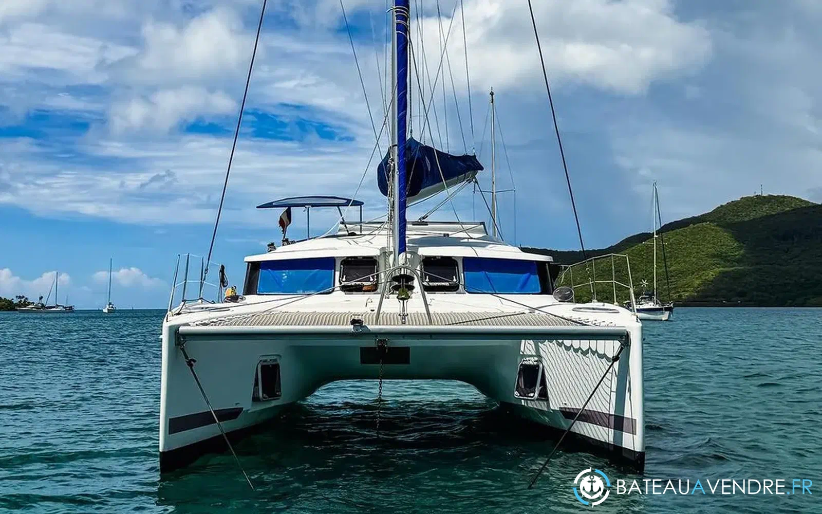 slider 2 Fountaine Pajot Mahe 36