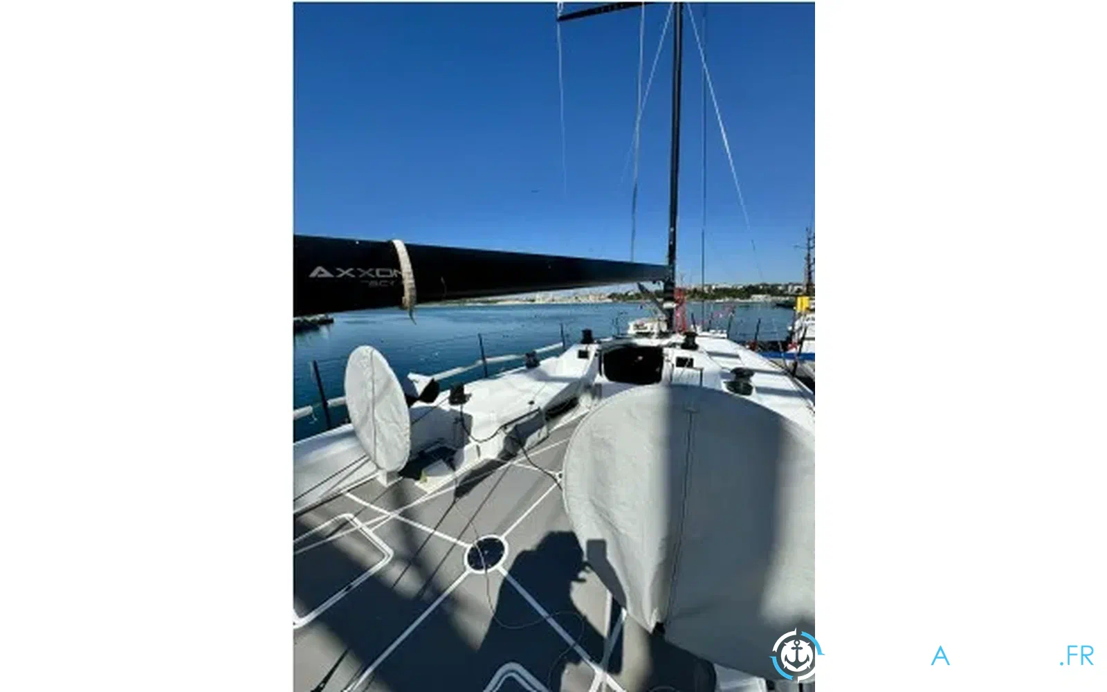 slider 7 M.A.T. 1220 IVANA ALEKS