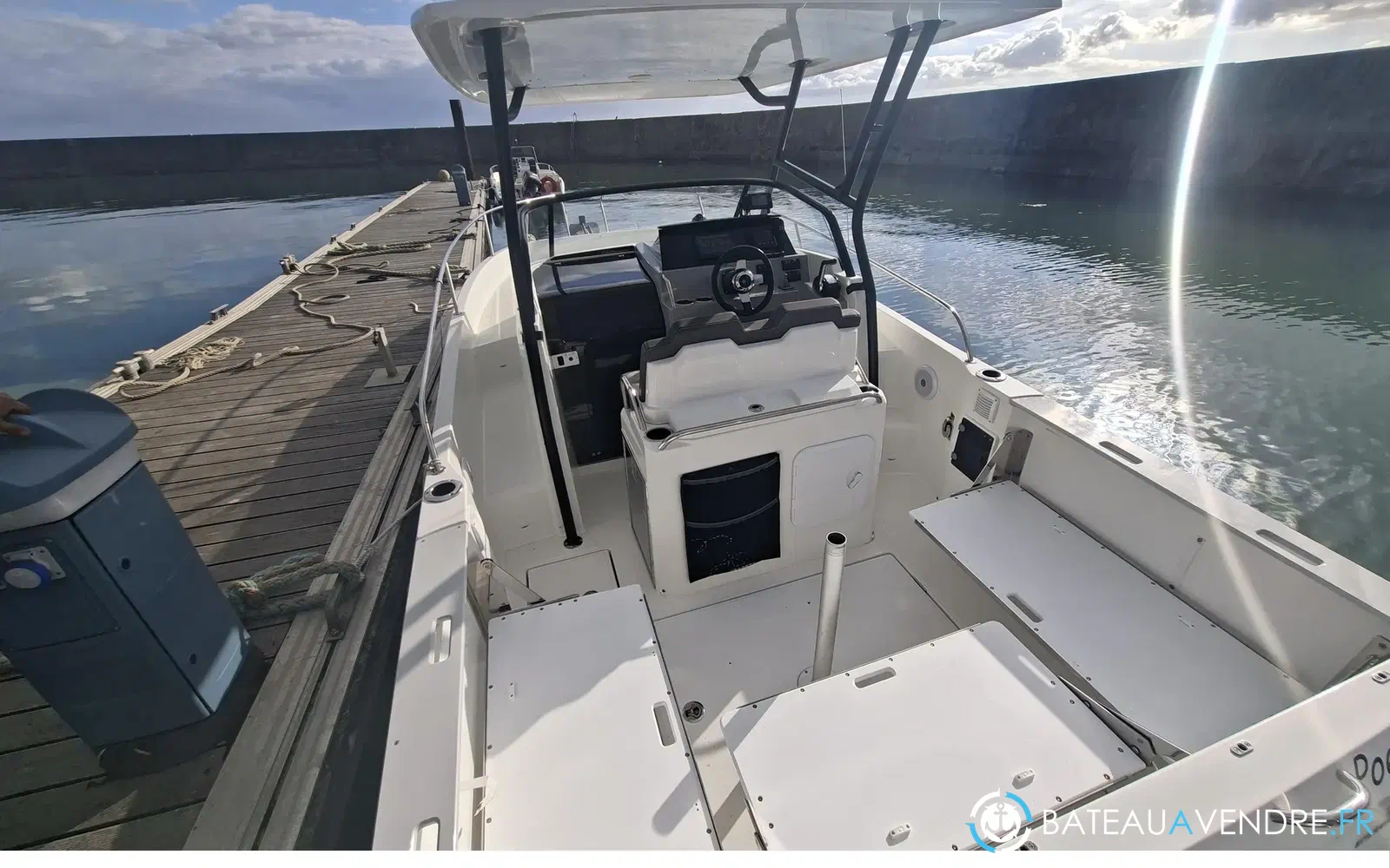 slider 11 Jeanneau Cap Camarat 7.5 WA