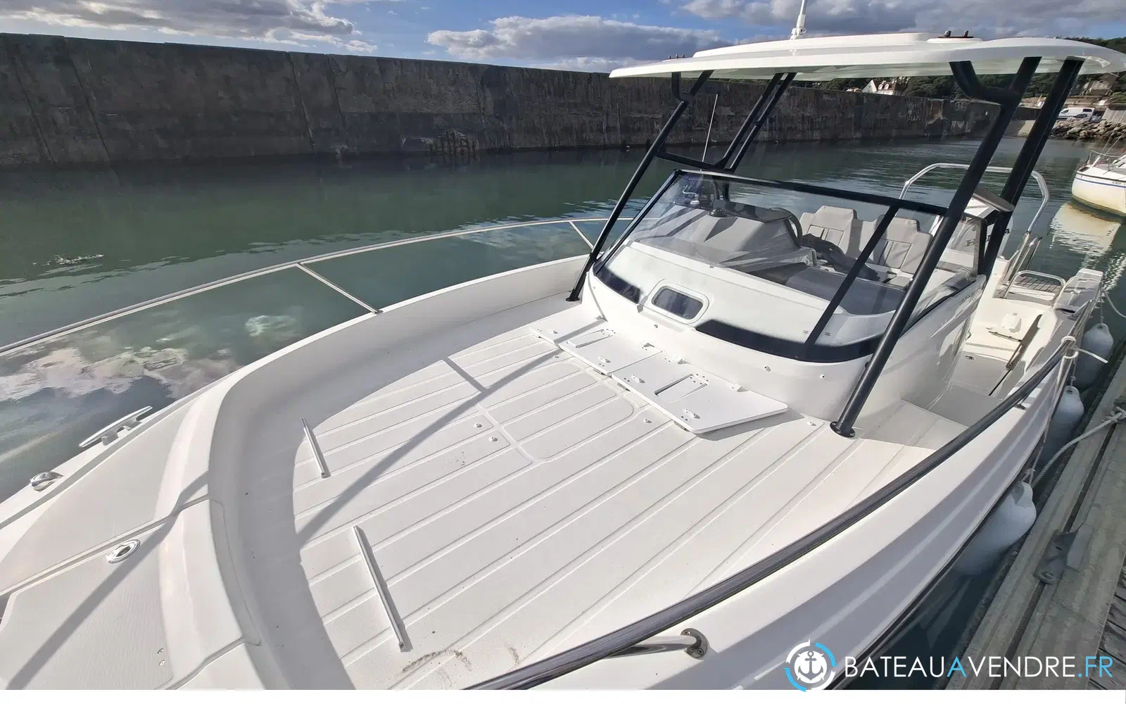 slider 4 Jeanneau Cap Camarat 7.5 WA