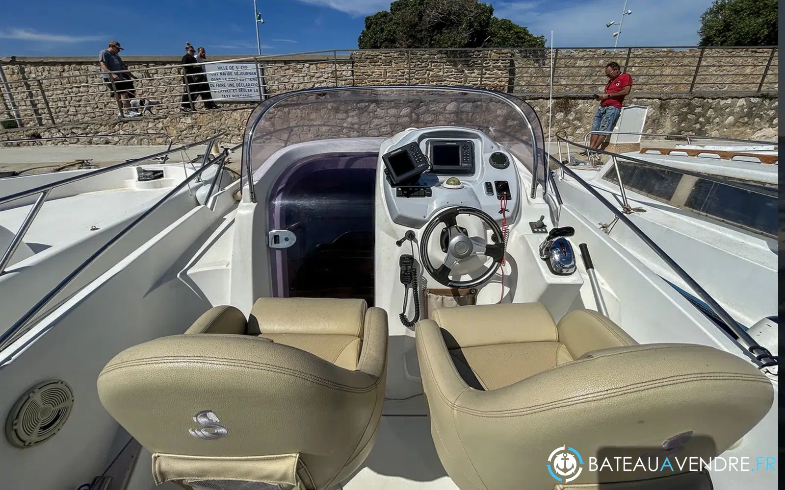slider 16 Beneteau Flyer 750 Sun Deck