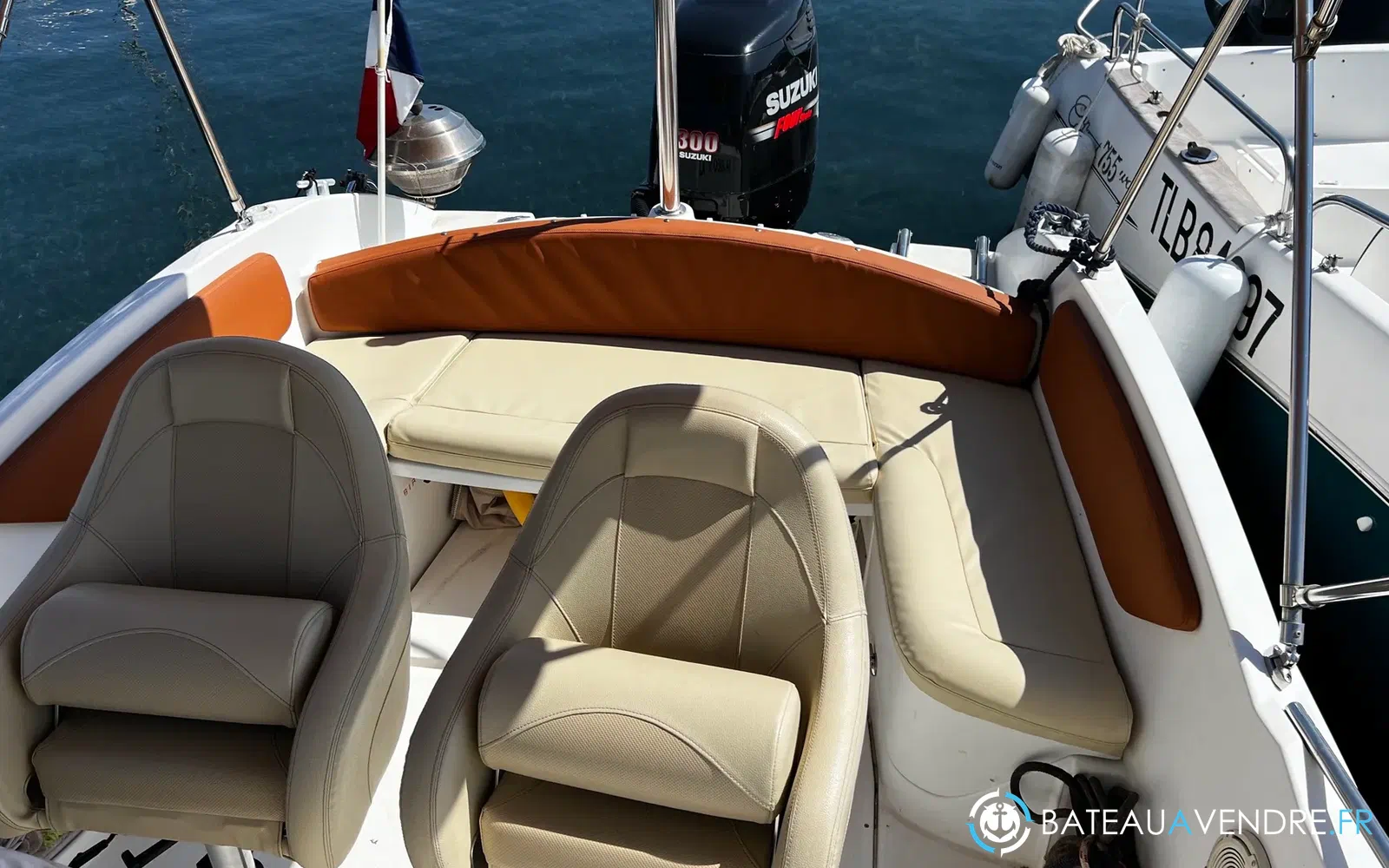 slider 4 Beneteau Flyer 750 Sun Deck