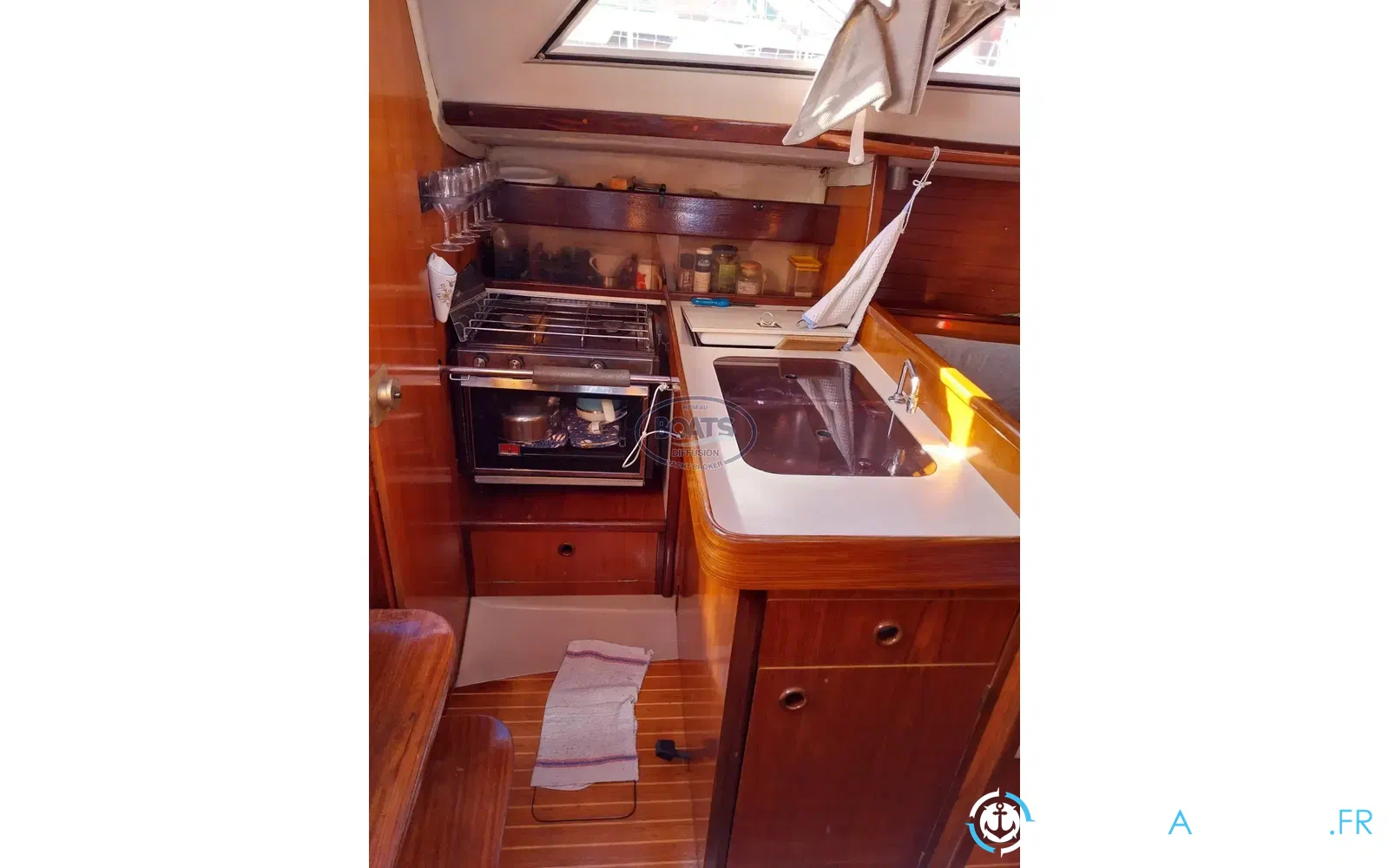 slider 6 Beneteau First 305