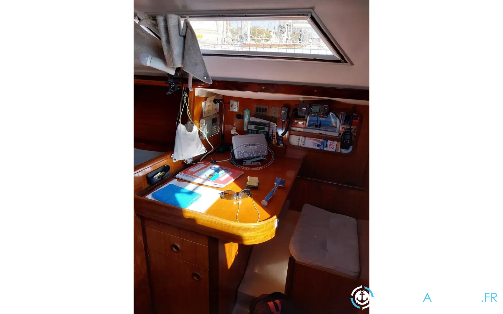 slider 7 Beneteau First 305