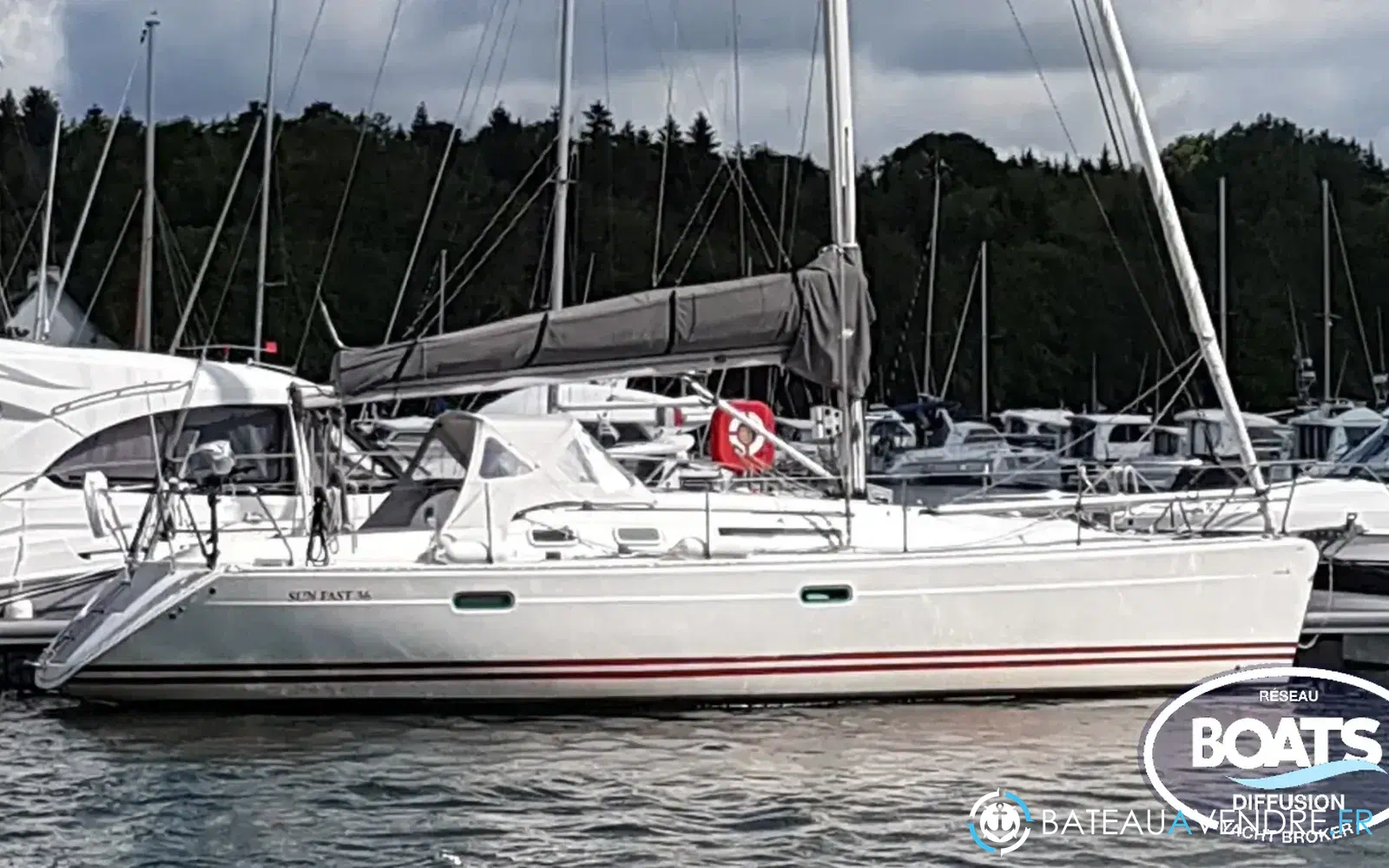 slider 0 Jeanneau Sun Fast 36