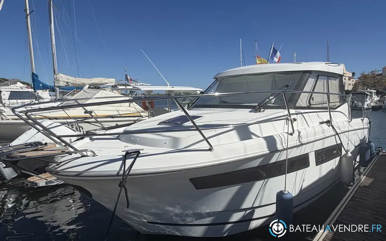 slider 0 Jeanneau Merry Fisher 855