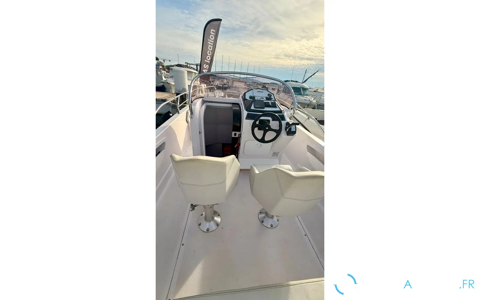 slider 2 Ranieri Voyager 21 S
