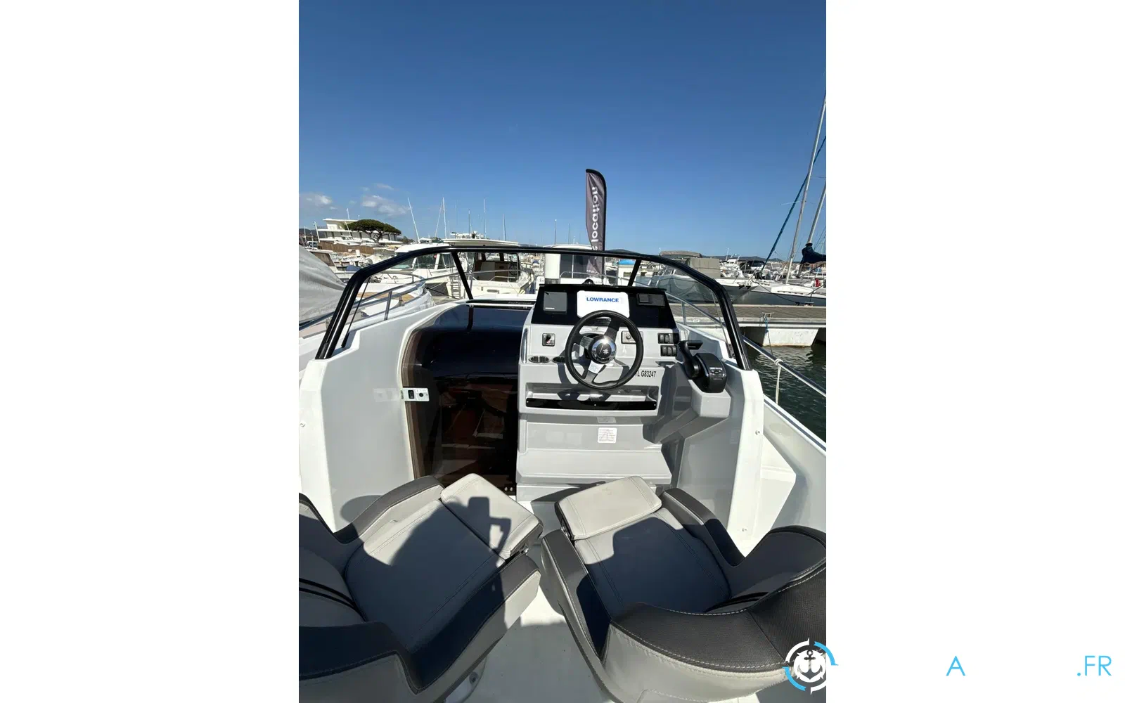 slider 3 Jeanneau CAP CAMARAT 7.5 WA S2