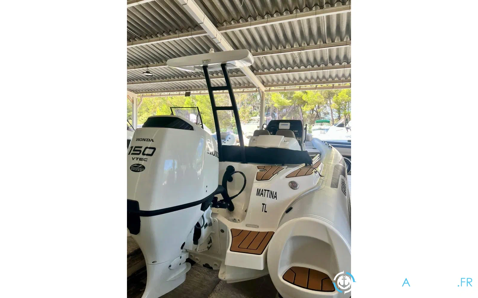 slider 4 Grand Golden Line G650
