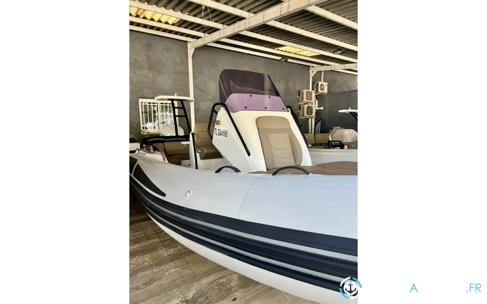 slider 0 Grand Golden Line G650