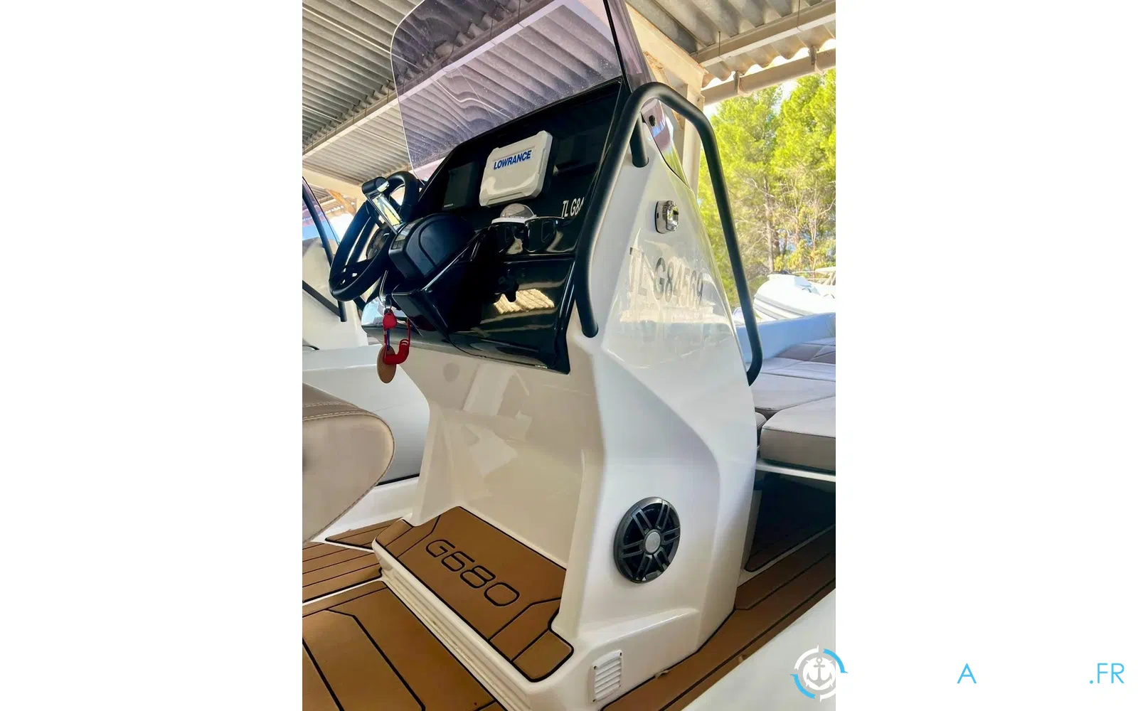 slider 3 Grand Golden Line G650