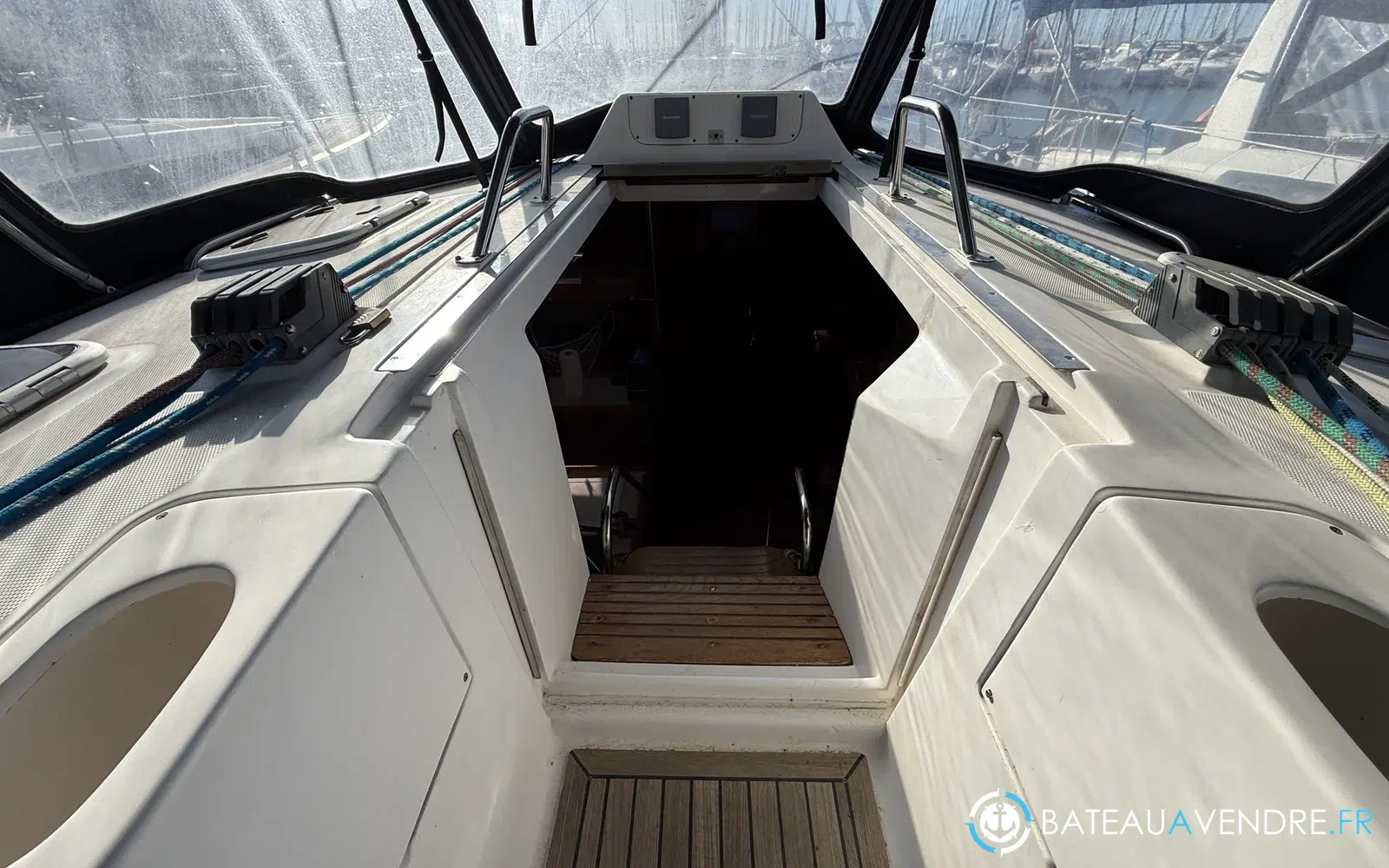 slider 32 Hunter 466