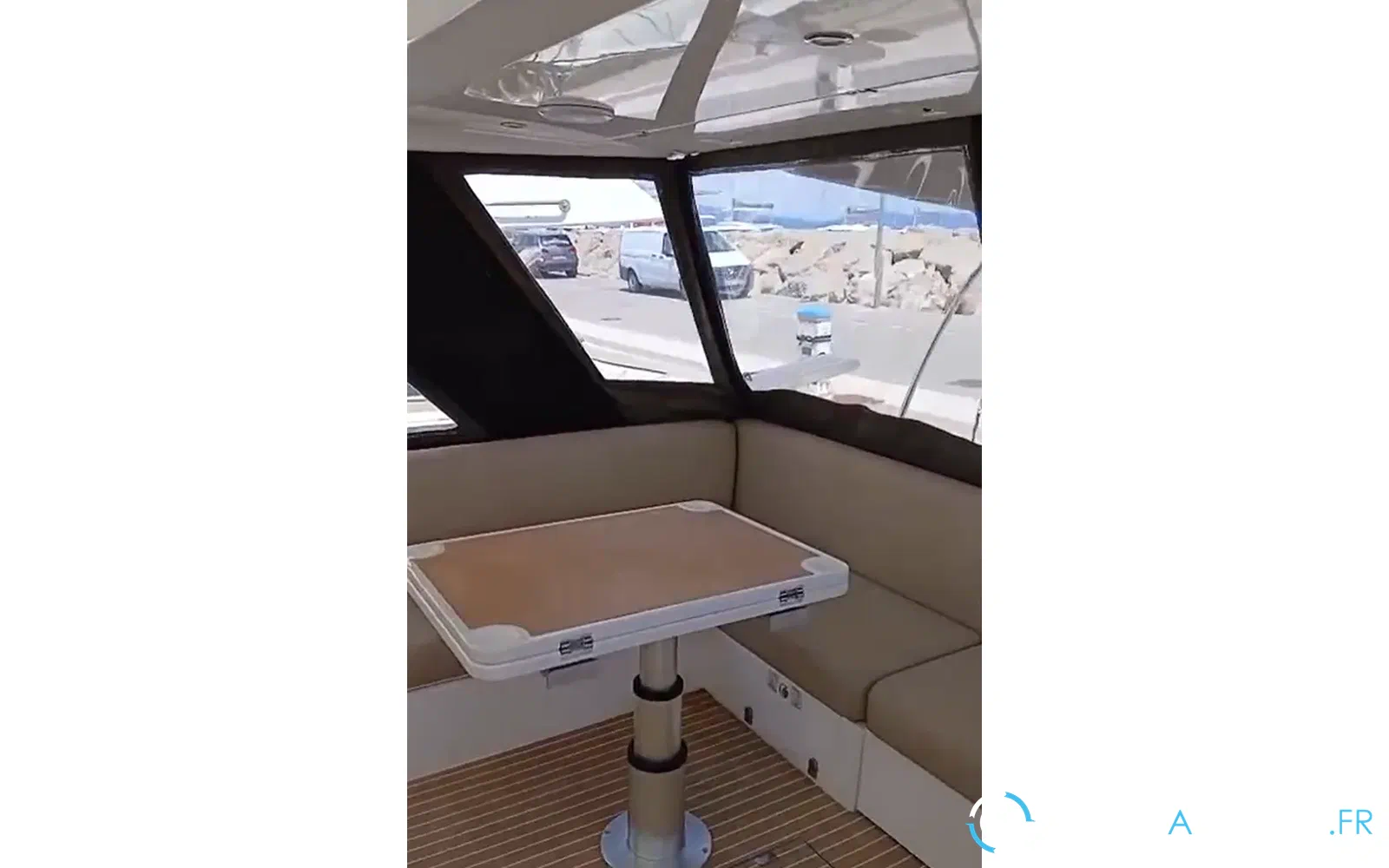 slider 9 Sealine SC 42