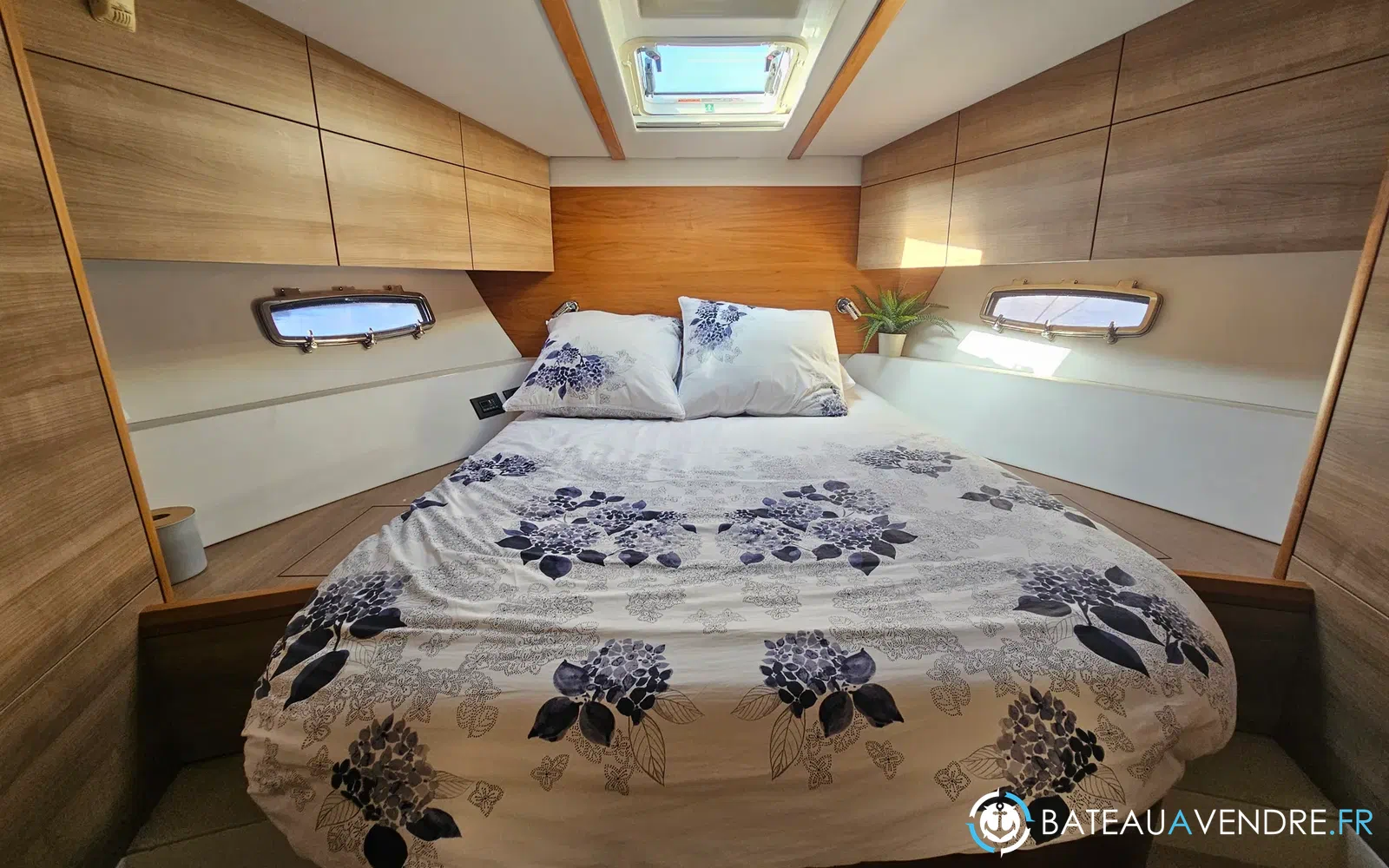 slider 6 Sealine SC 42