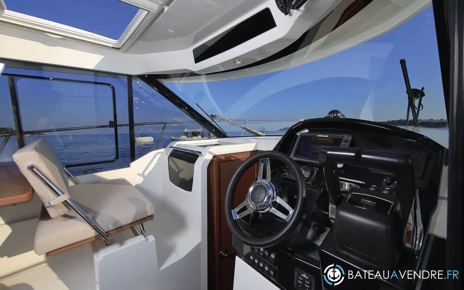 slider 2 Jeanneau Merry Fisher 895
