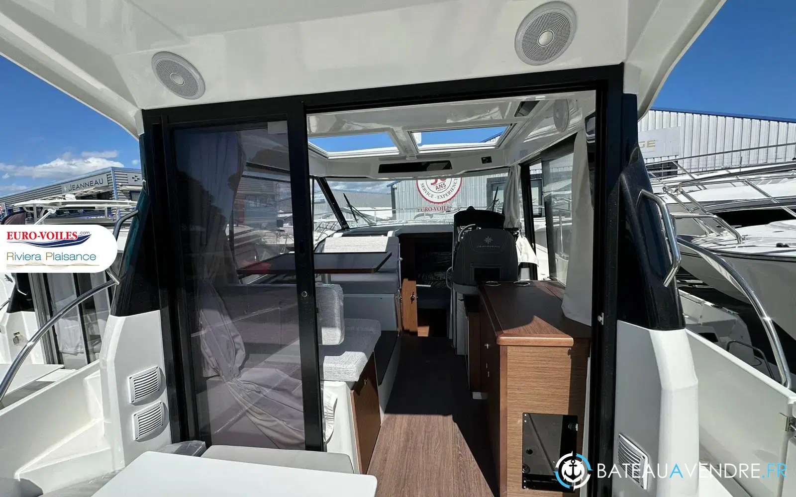 slider 7 Jeanneau Merry Fisher 895
