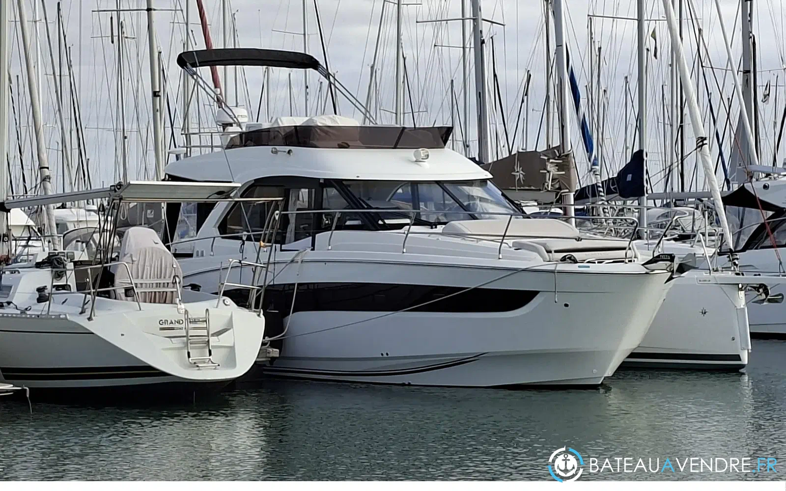 slider 0 Beneteau Antares 12