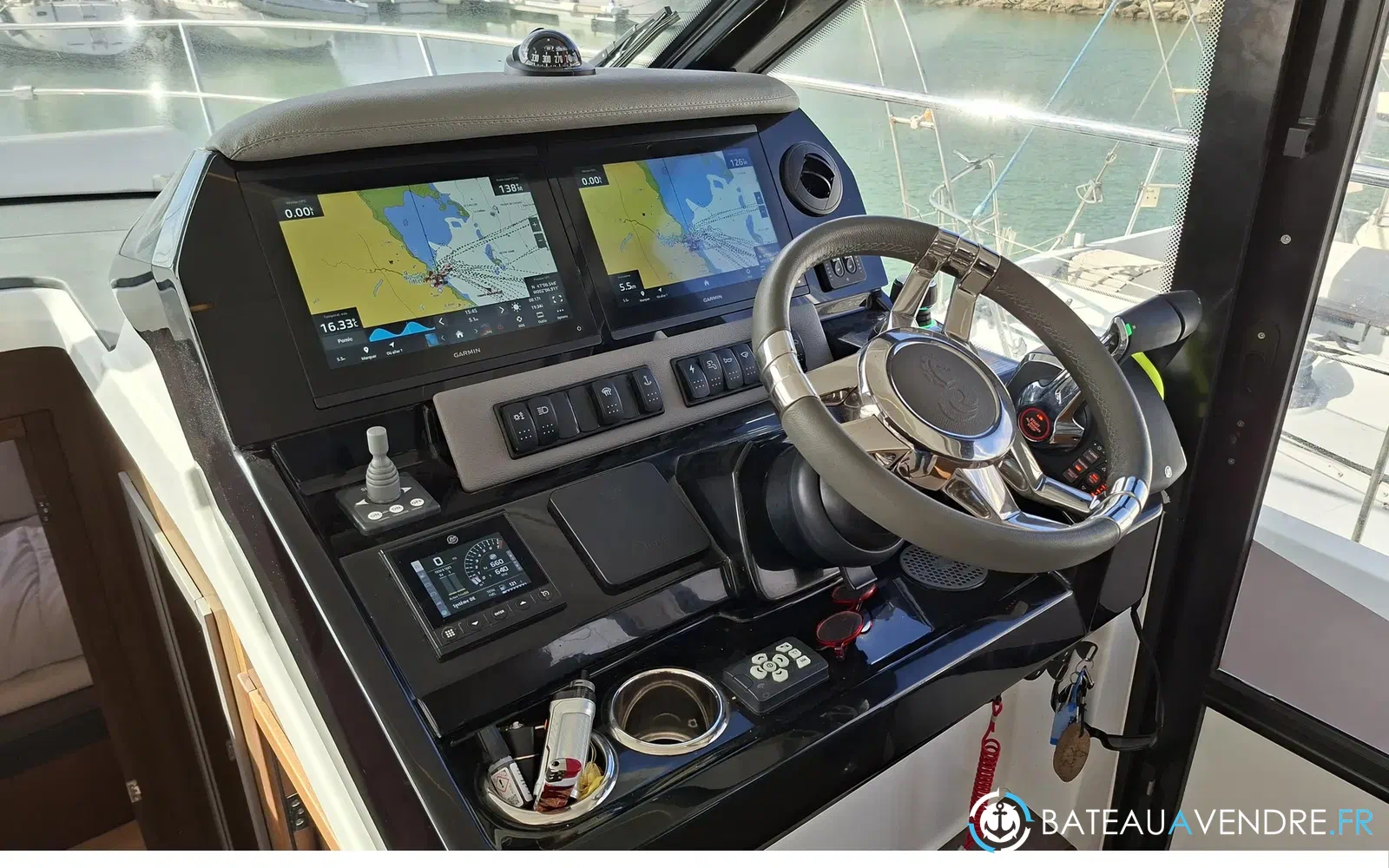 slider 12 Beneteau Antares 12