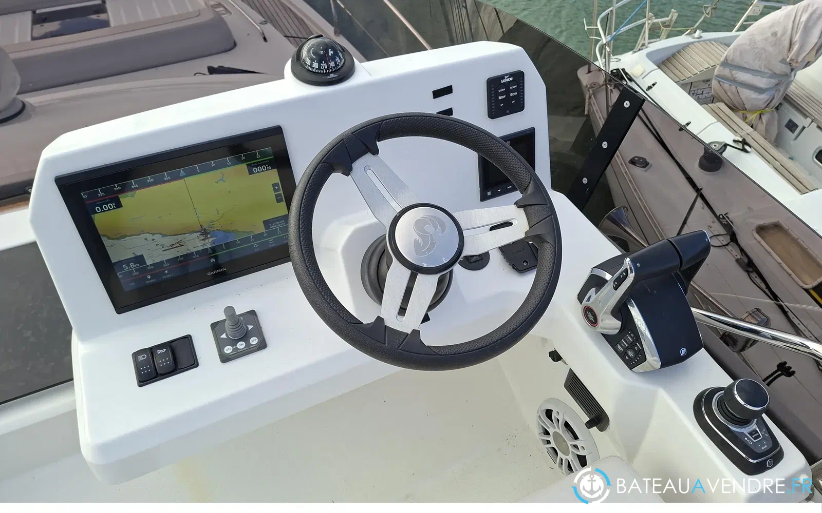 slider 5 Beneteau Antares 12
