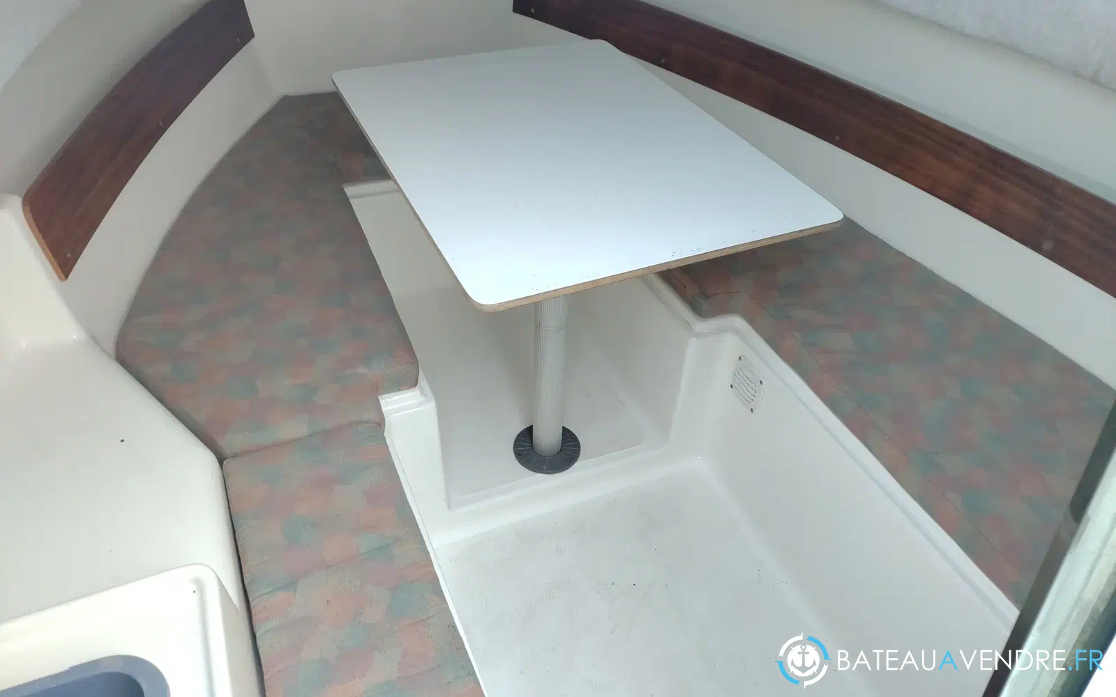 slider 17 Kelt White Shark 236