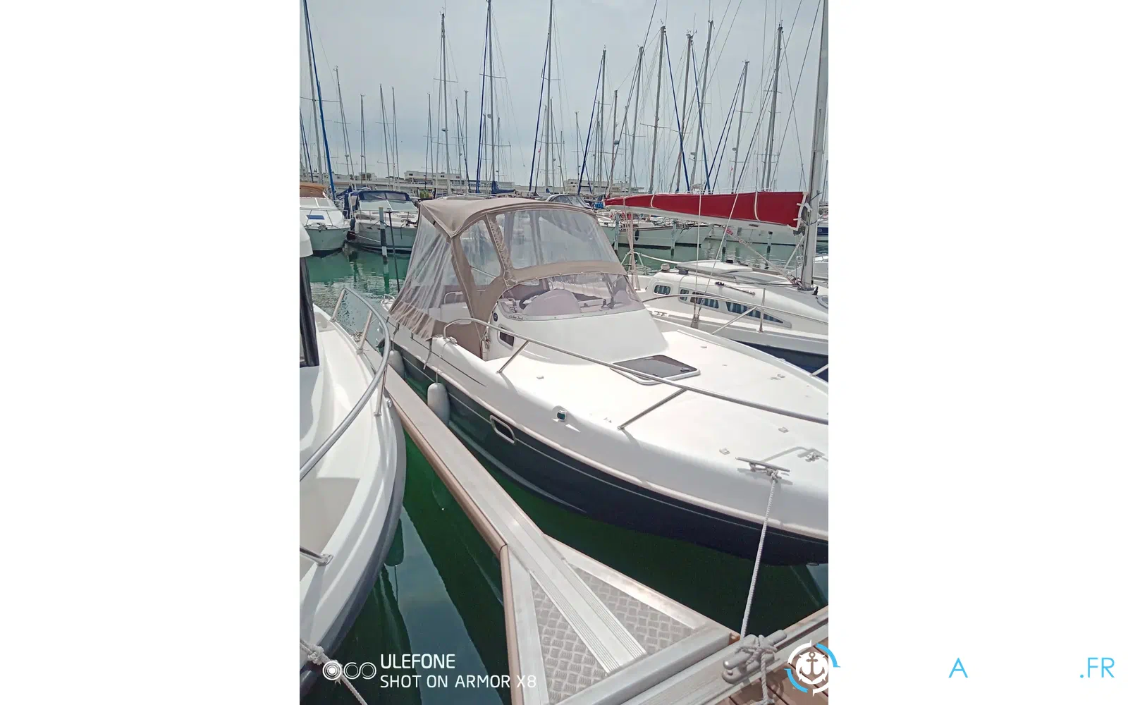 slider 0 B2 Marine Cap Ferret 672 Sun Deck