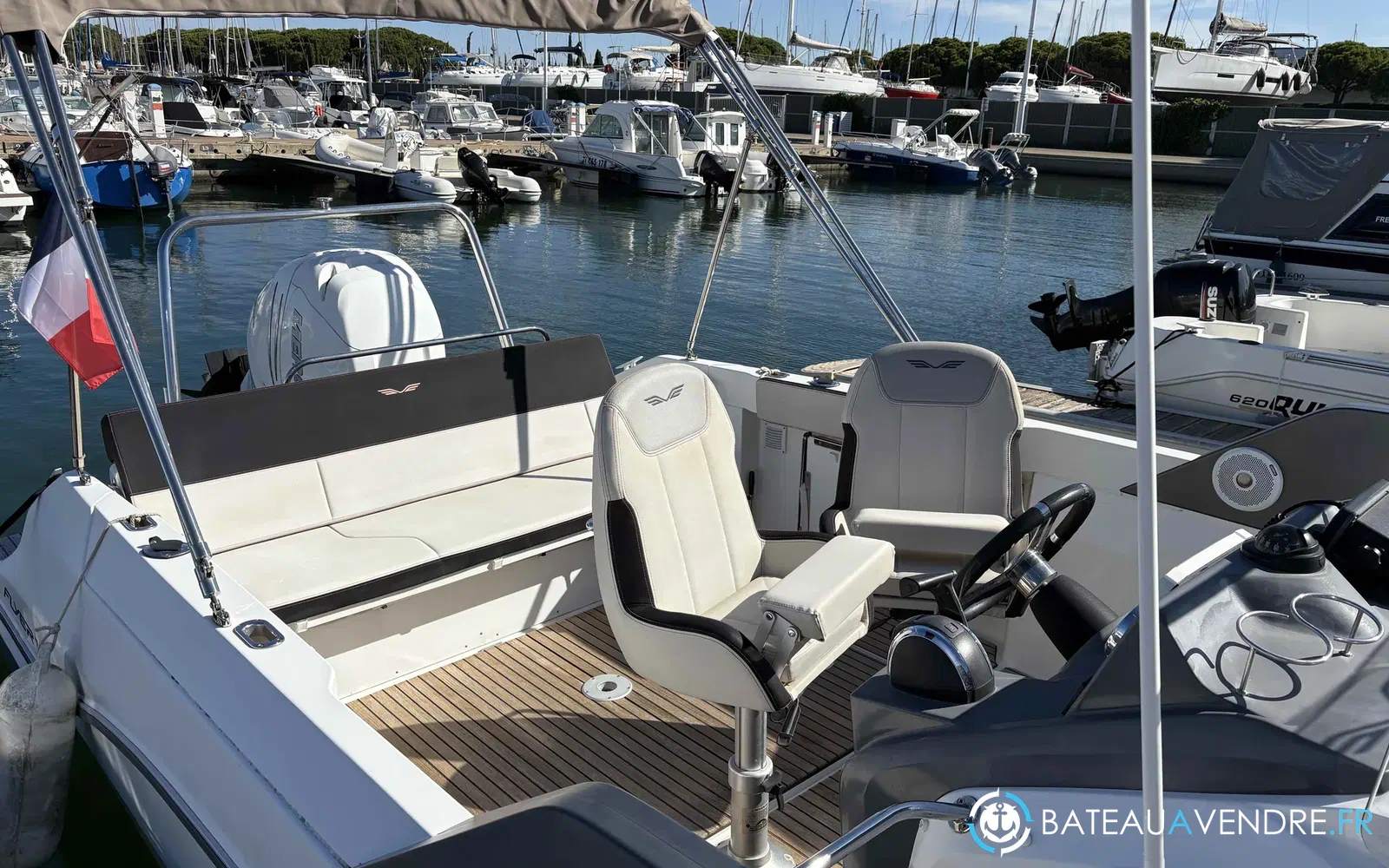 slider 5 Beneteau Flyer 7.7 SUNdeck