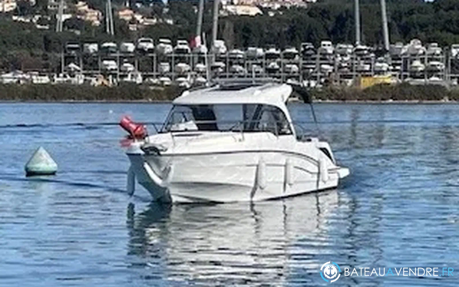 slider 0 Beneteau Antares 7 OB