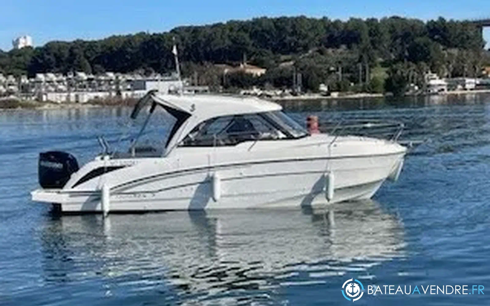 slider 1 Beneteau Antares 7 OB