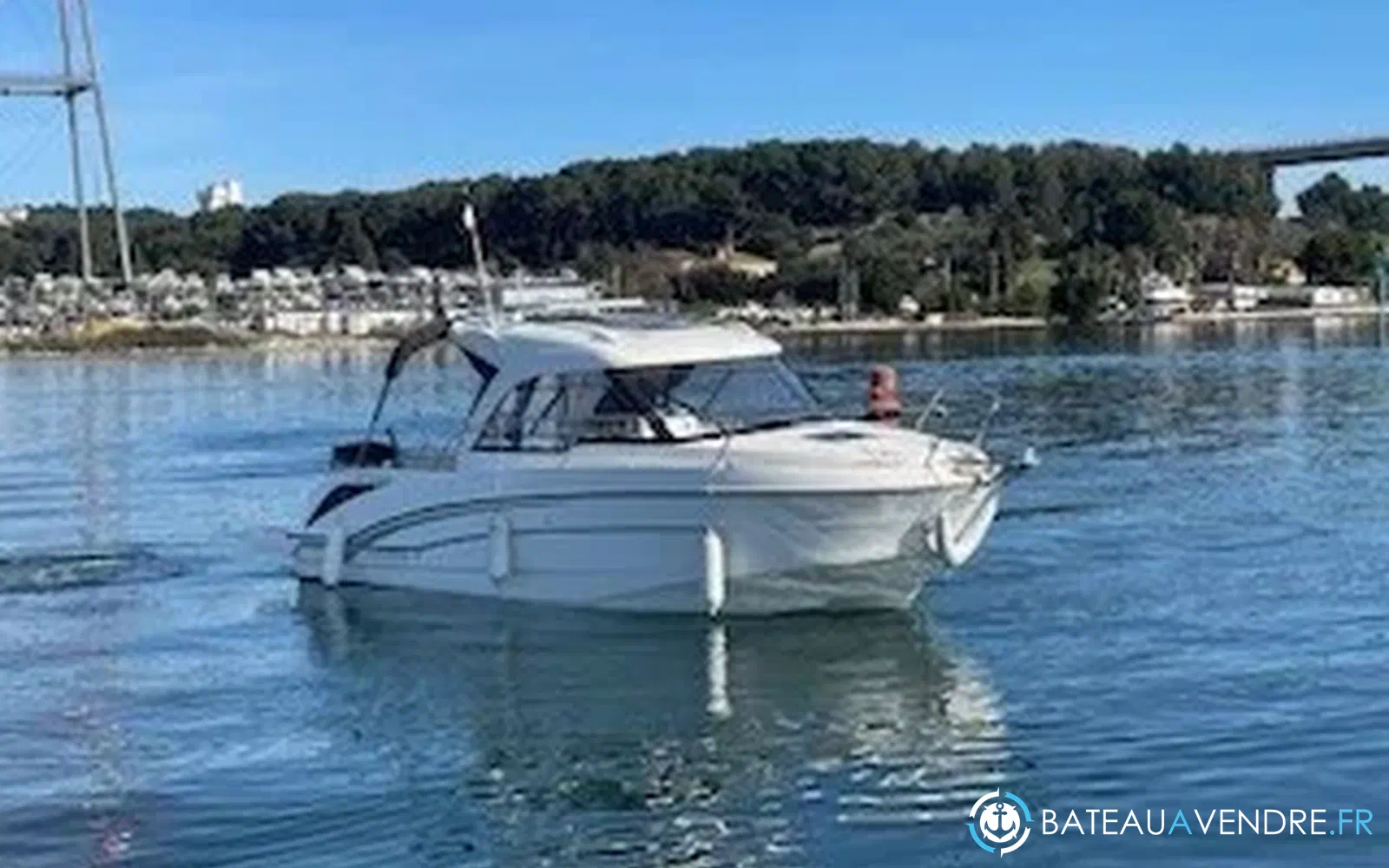 slider 2 Beneteau Antares 7 OB