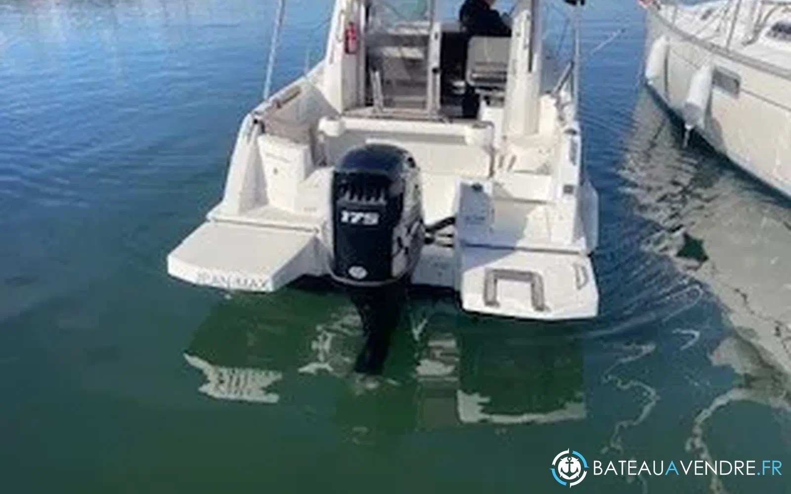slider 4 Beneteau Antares 7 OB
