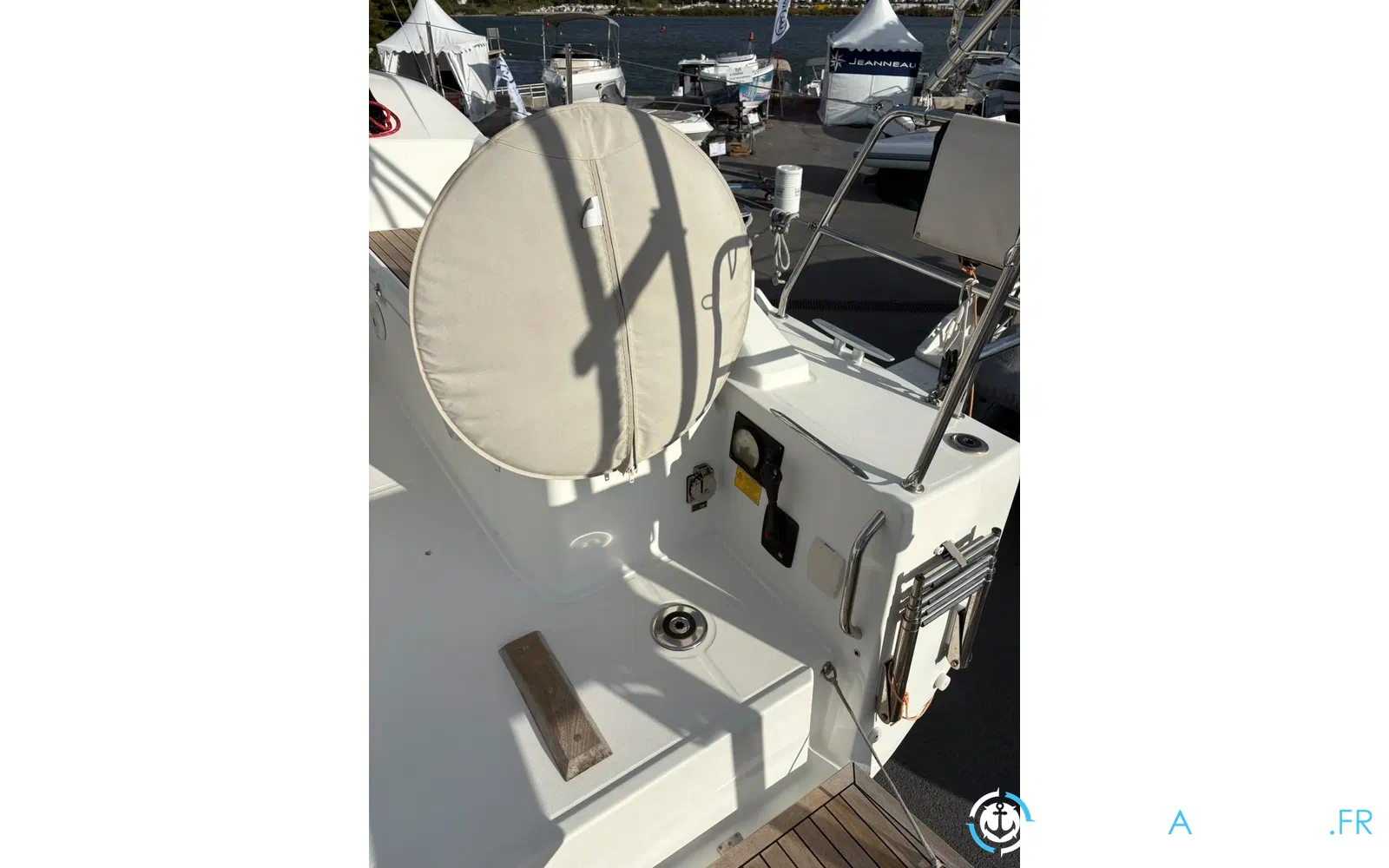 slider 4 Beneteau Oceanis 30.1