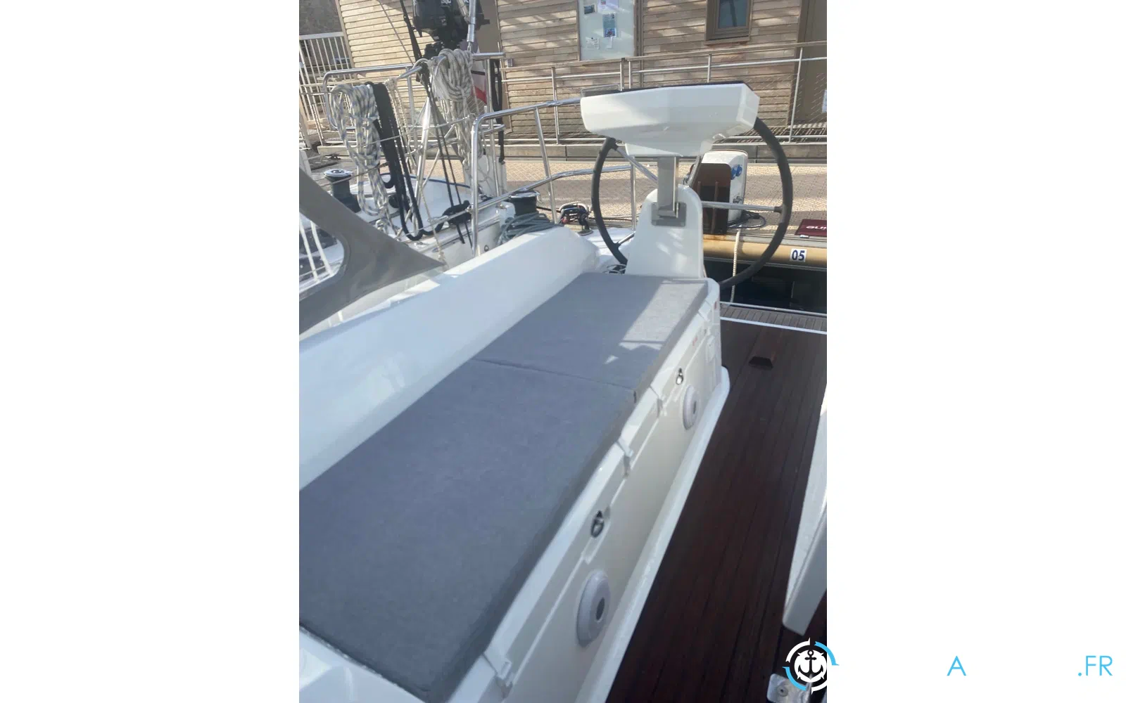 slider 11 Beneteau Oceanis 30.1