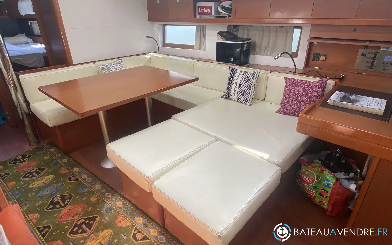 slider 9 Beneteau Oceanis 55
