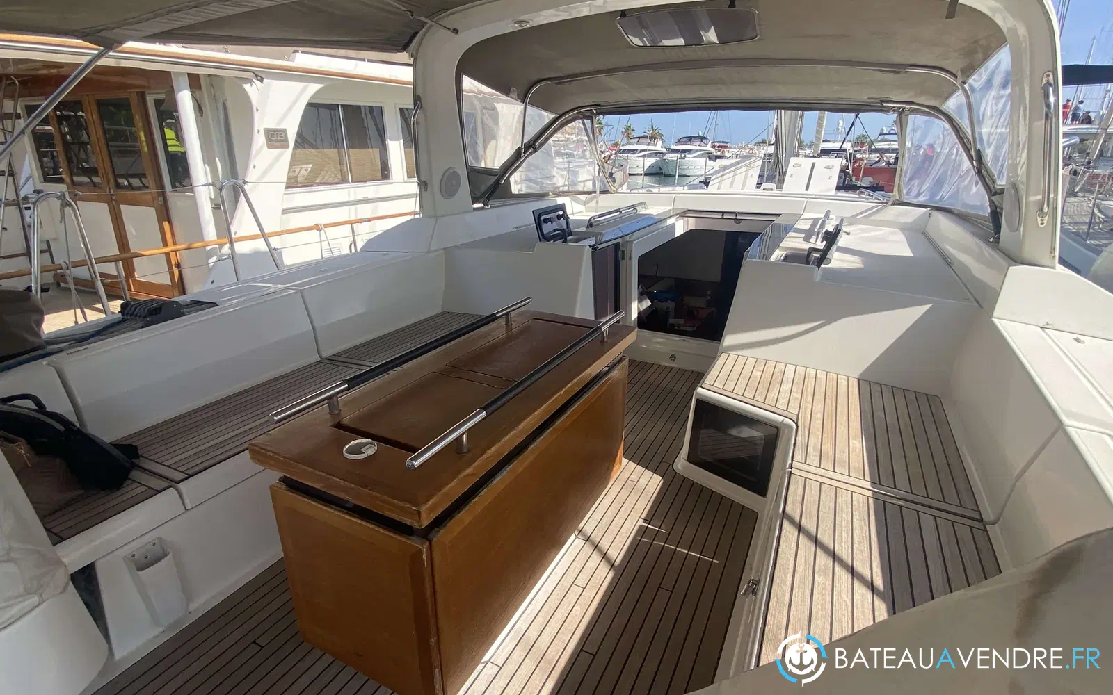 slider 4 Beneteau Oceanis 55