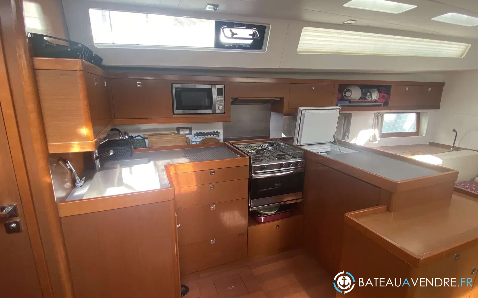 slider 8 Beneteau Oceanis 55