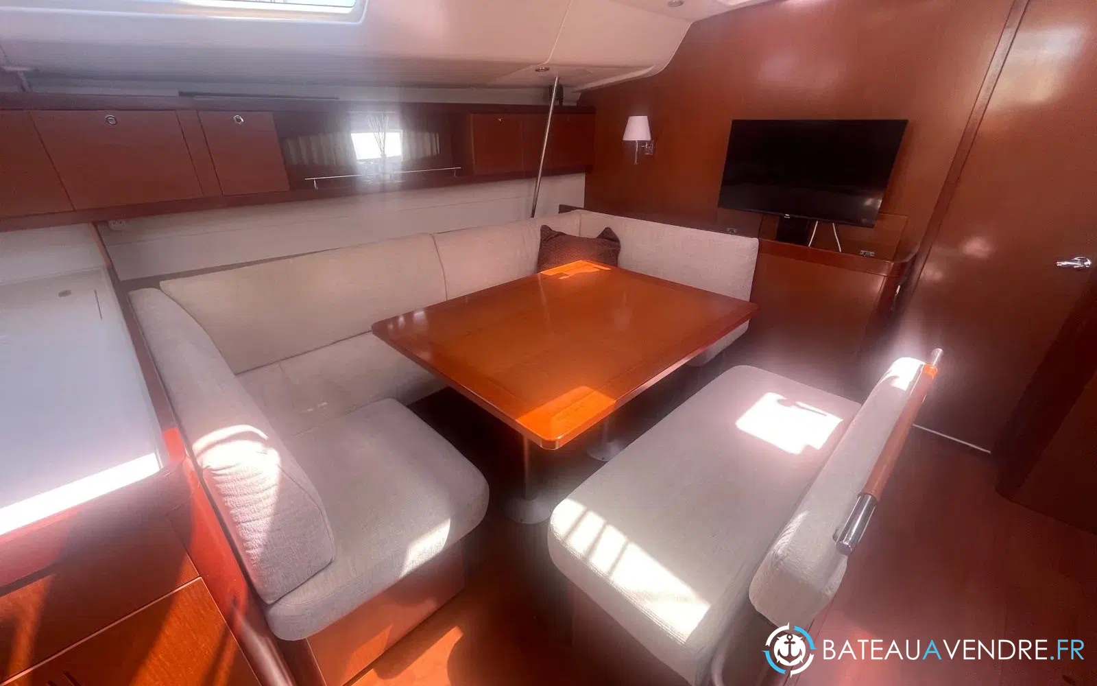 slider 11 Beneteau Oceanis 54