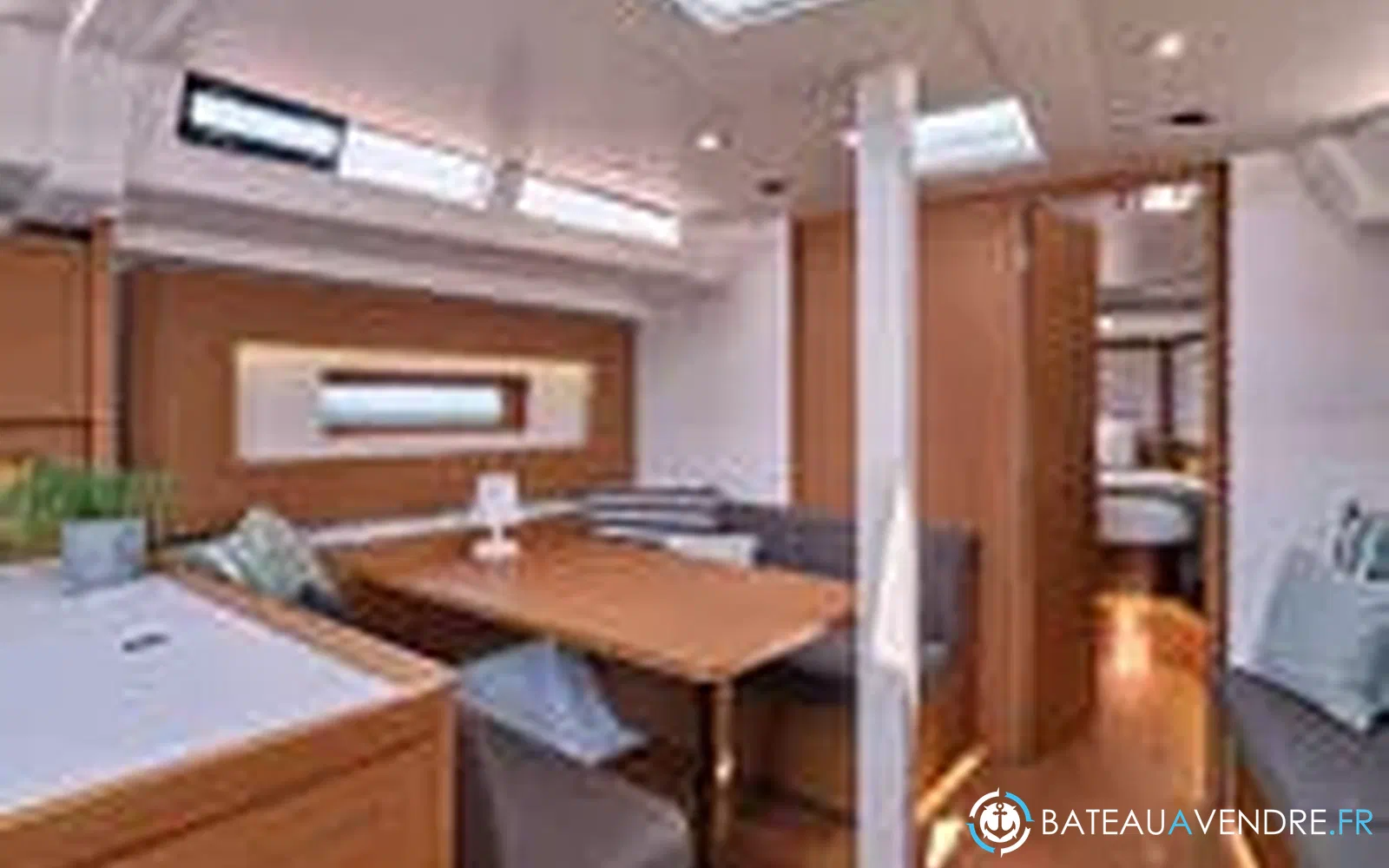 slider 2 Beneteau First 44