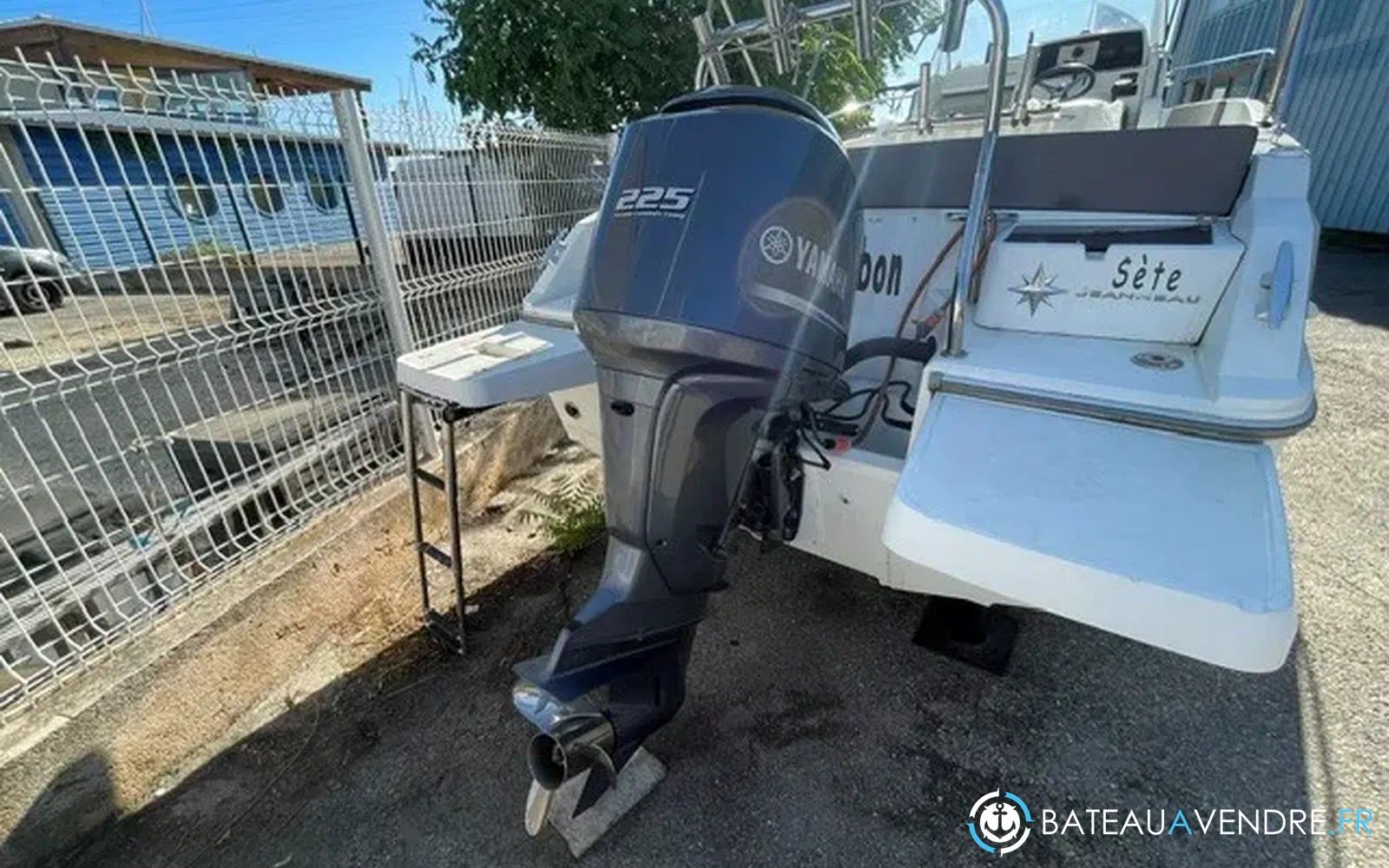 slider 4 Jeanneau Cap Camarat 7.5 CC
