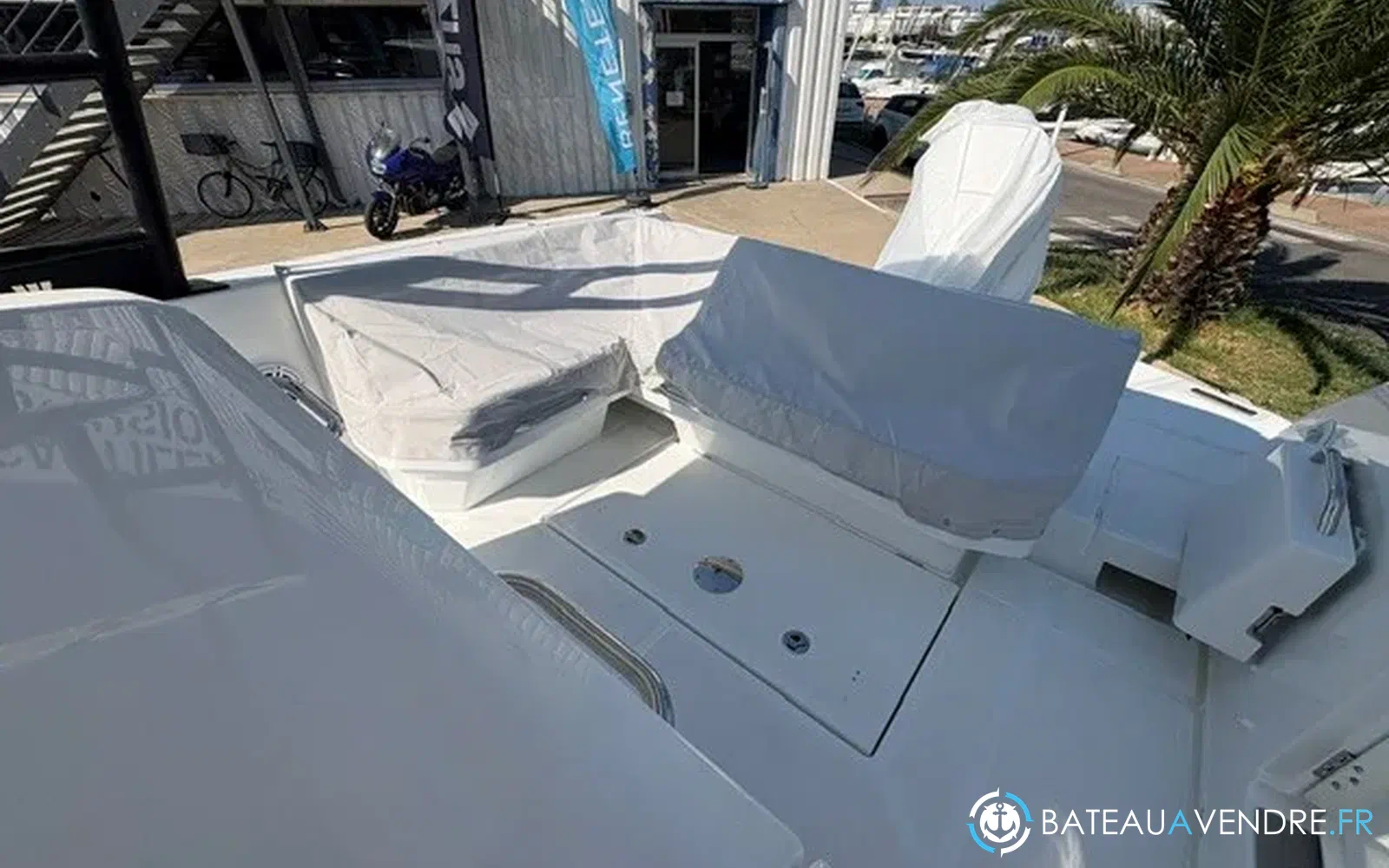 slider 9 Wellcraft 28 T-Top