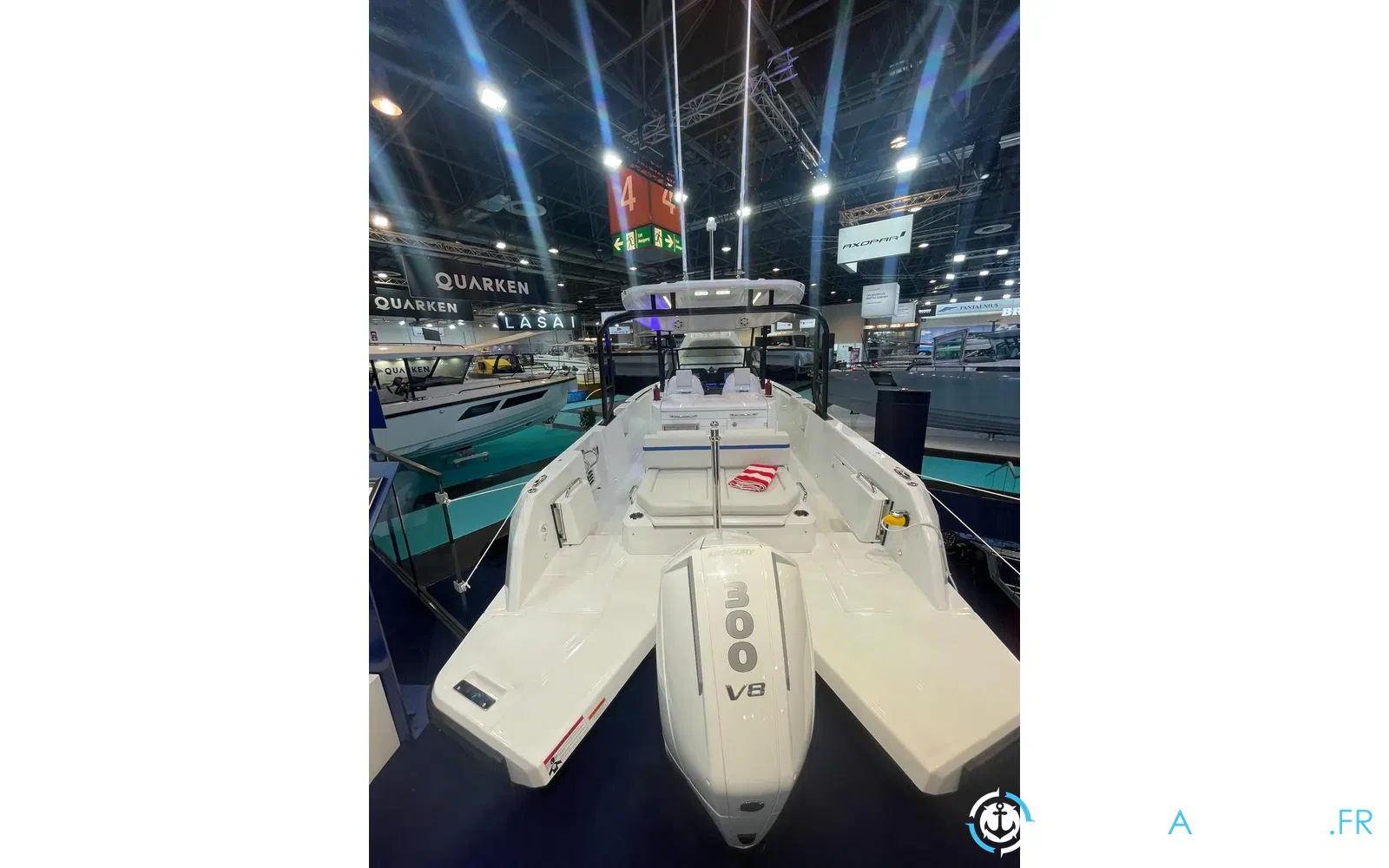 slider 12 Wellcraft 28 T-Top